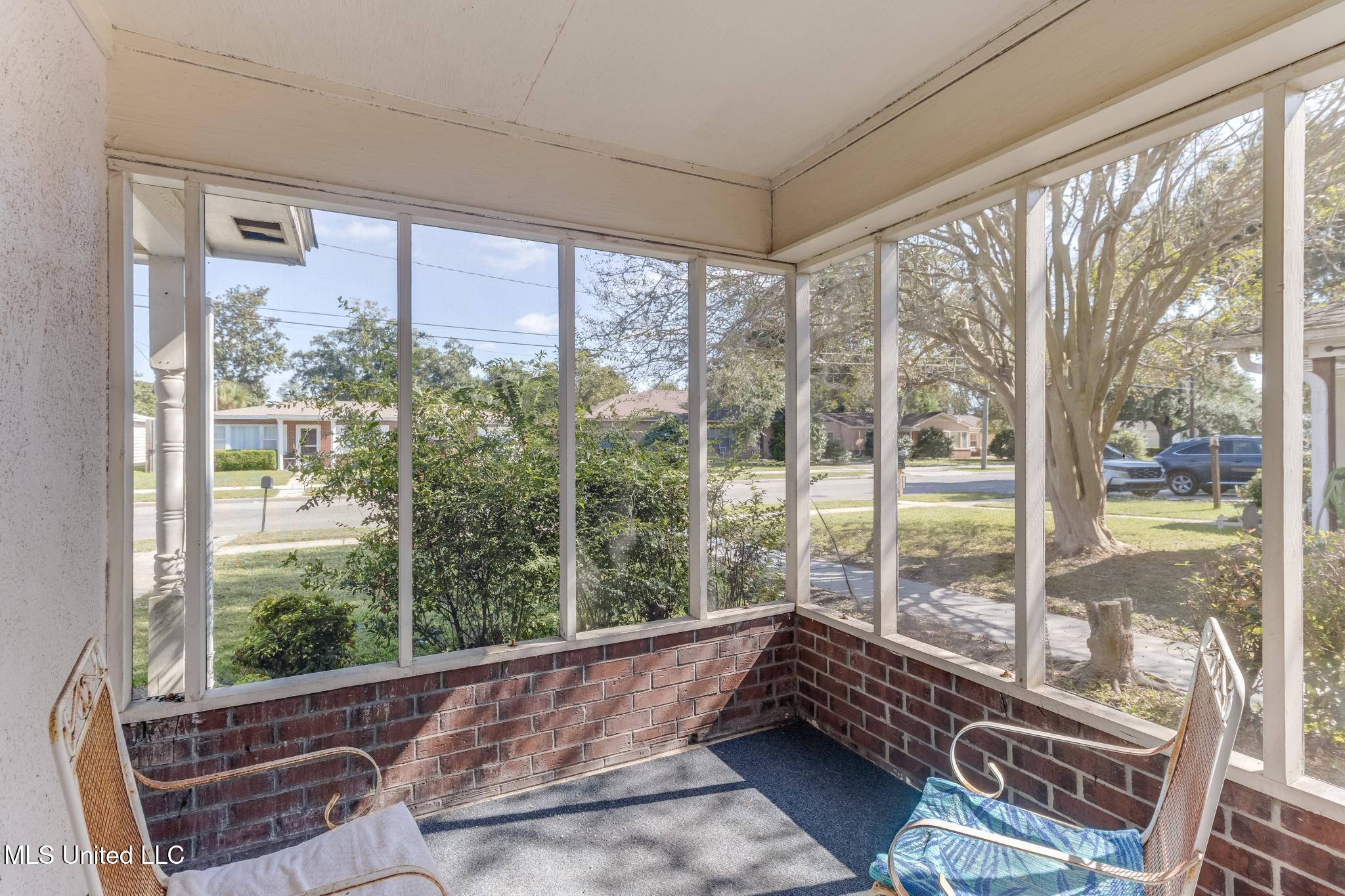 173 Pine Grove Avenue Property Photo 5