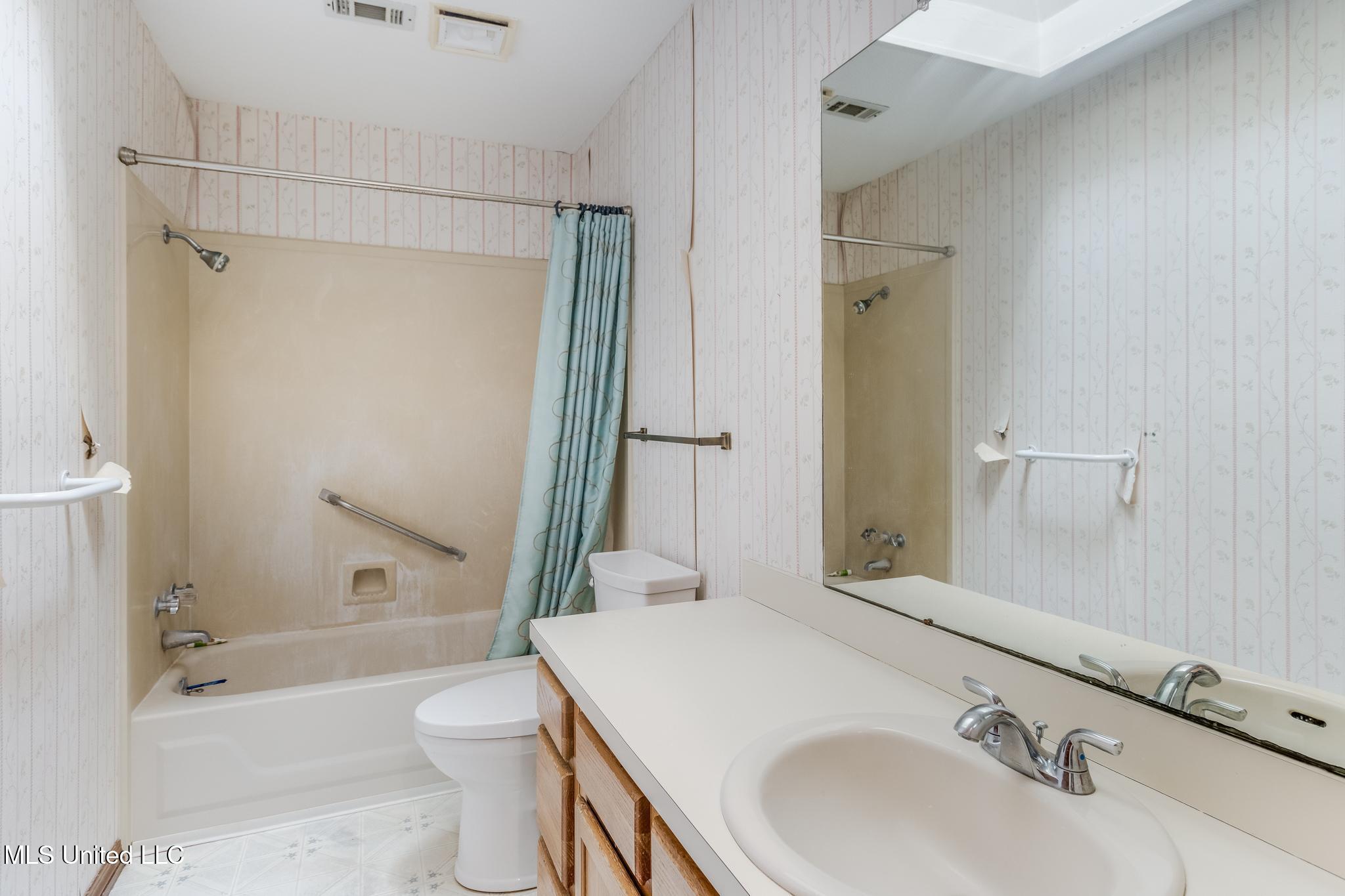 173 Pine Grove Avenue Property Photo 8