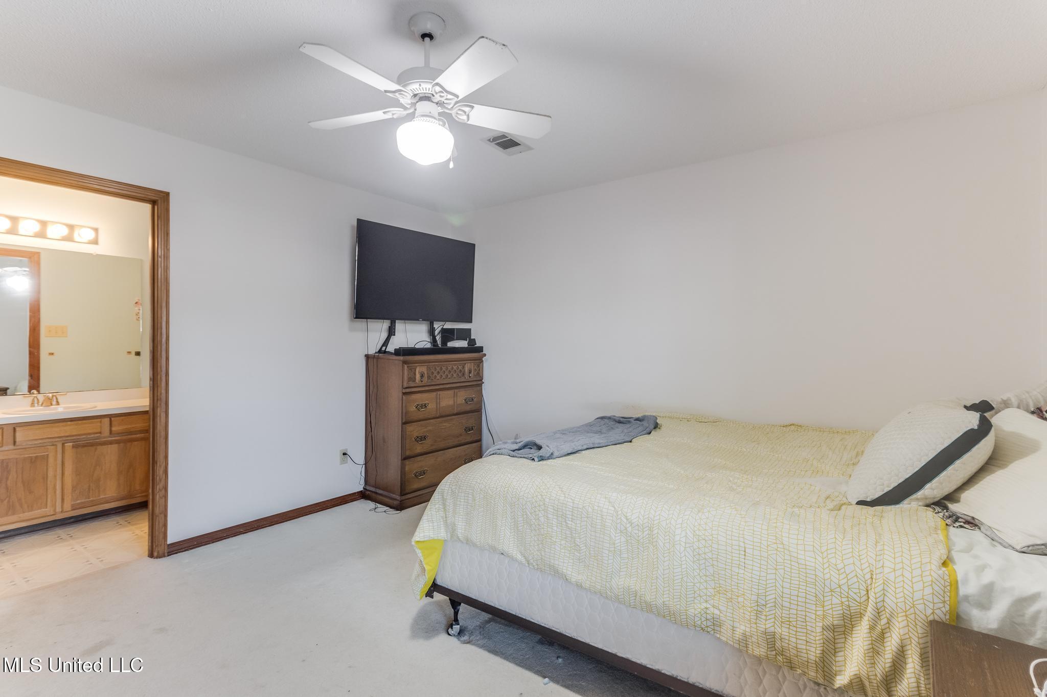 173 Pine Grove Avenue Property Photo 10