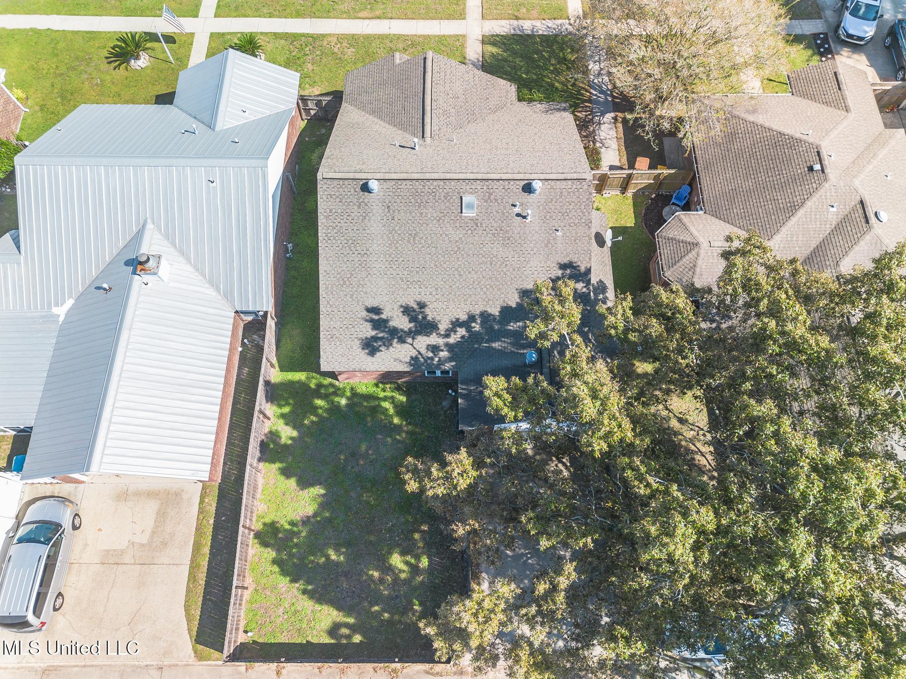 173 Pine Grove Avenue Property Photo 13