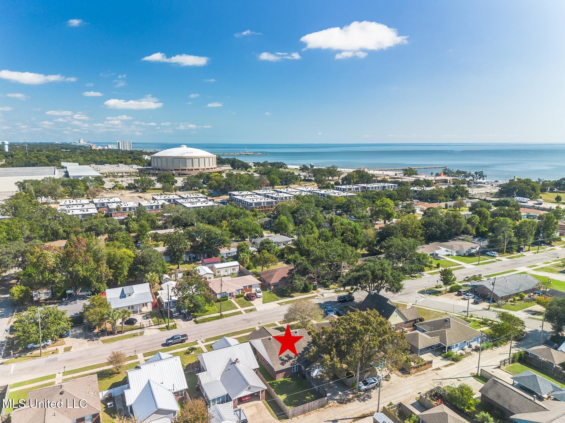 173 Pine Grove Avenue Property Photo 14