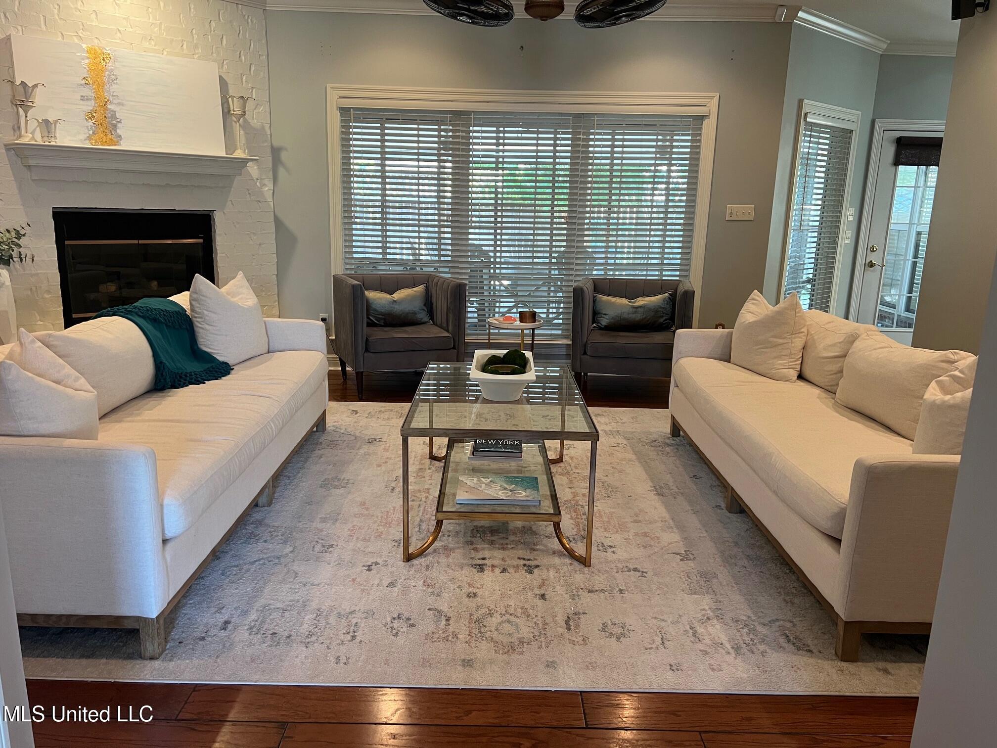 11645 Stanton Circle Property Photo 4