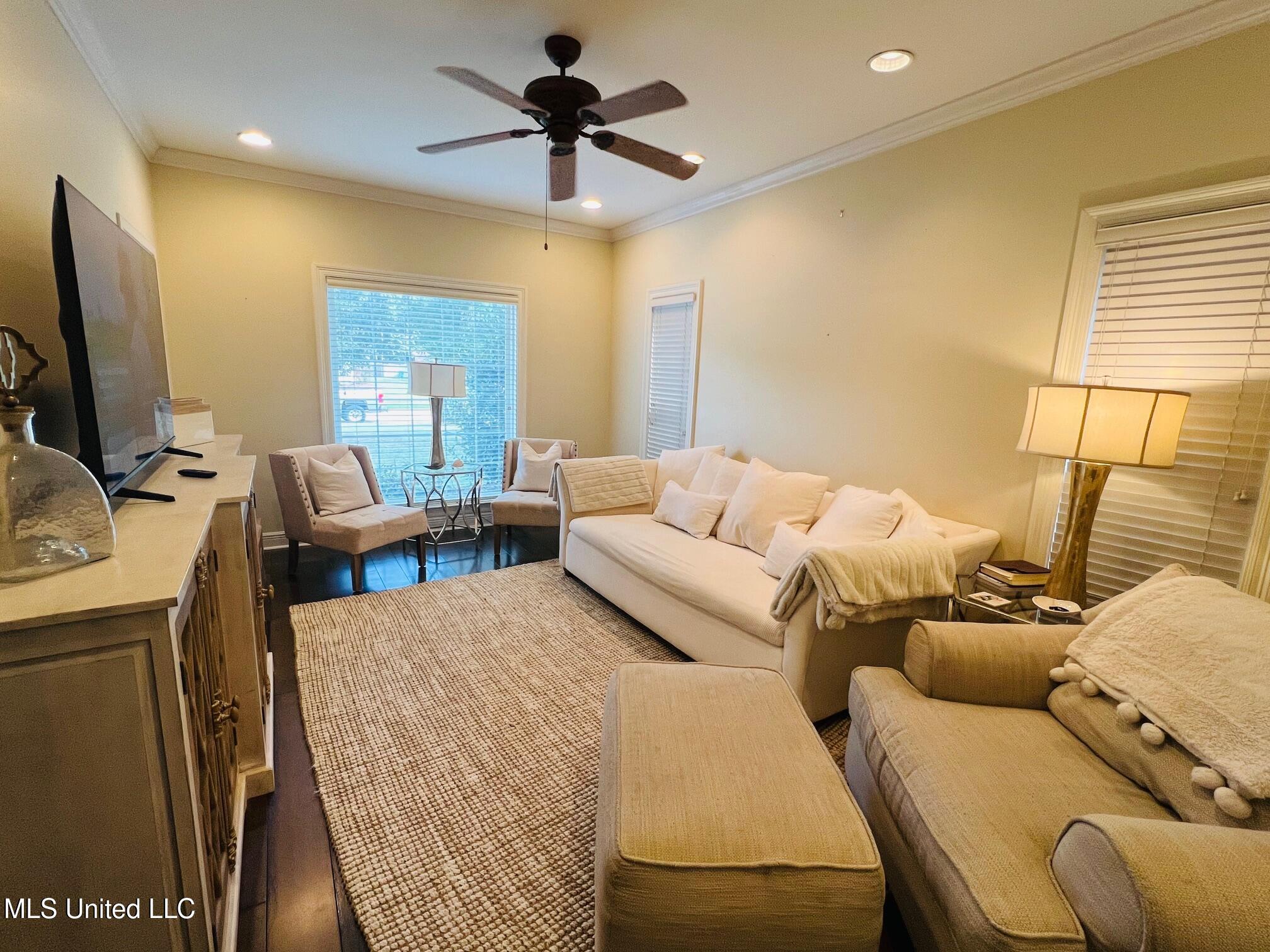 11645 Stanton Circle Property Photo 11