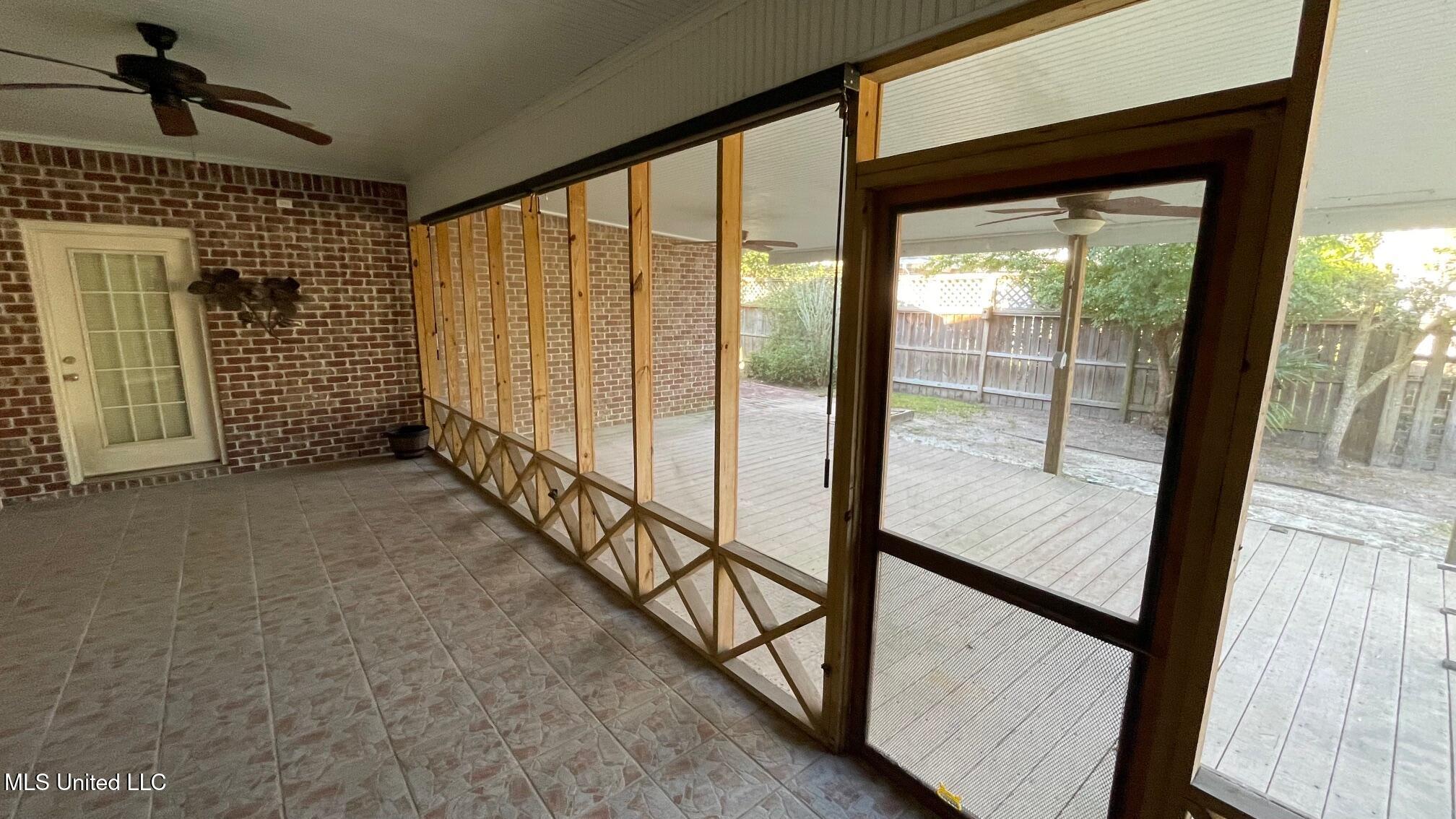 11645 Stanton Circle Property Photo 23