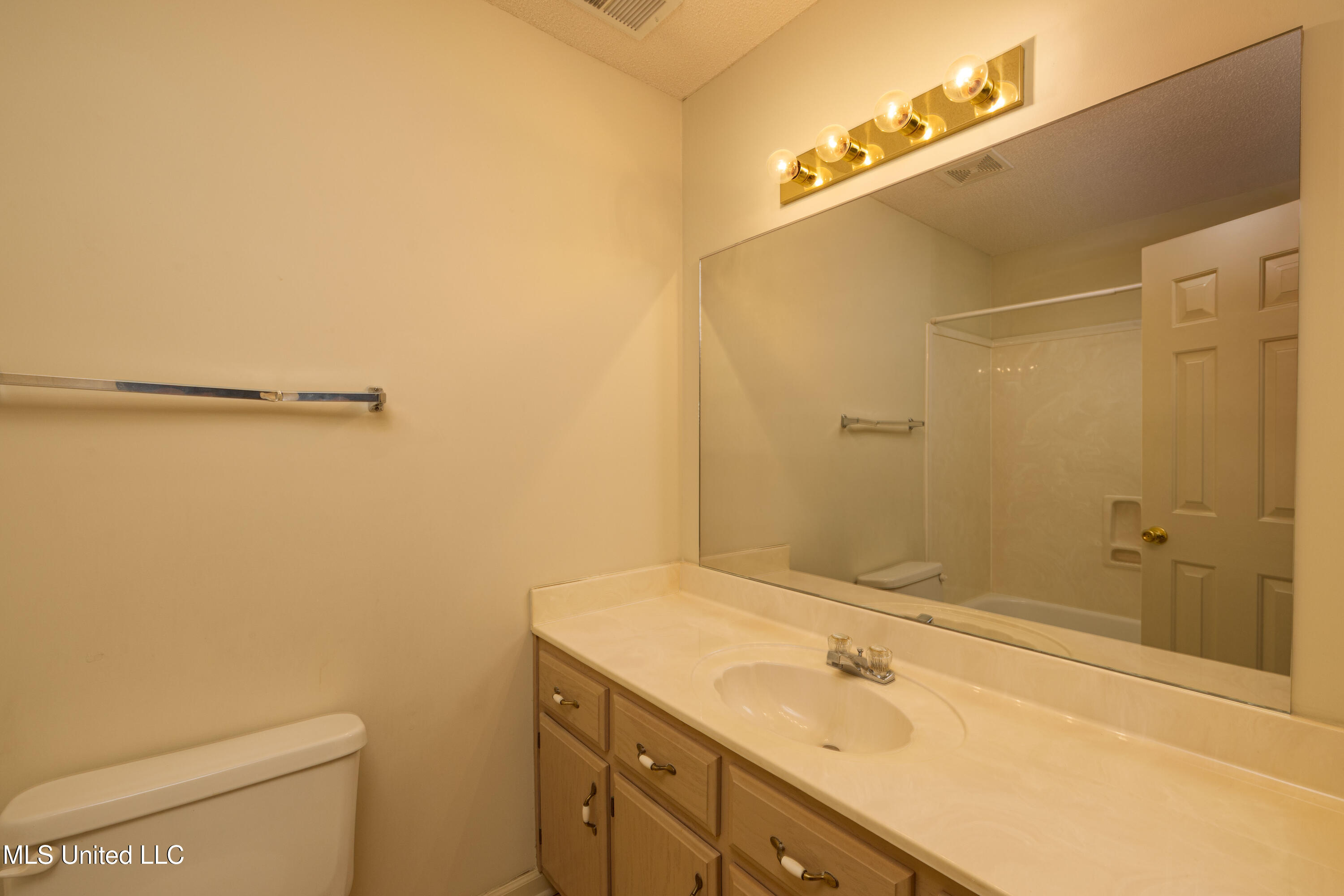 3350 W Tulane Road Property Photo 7