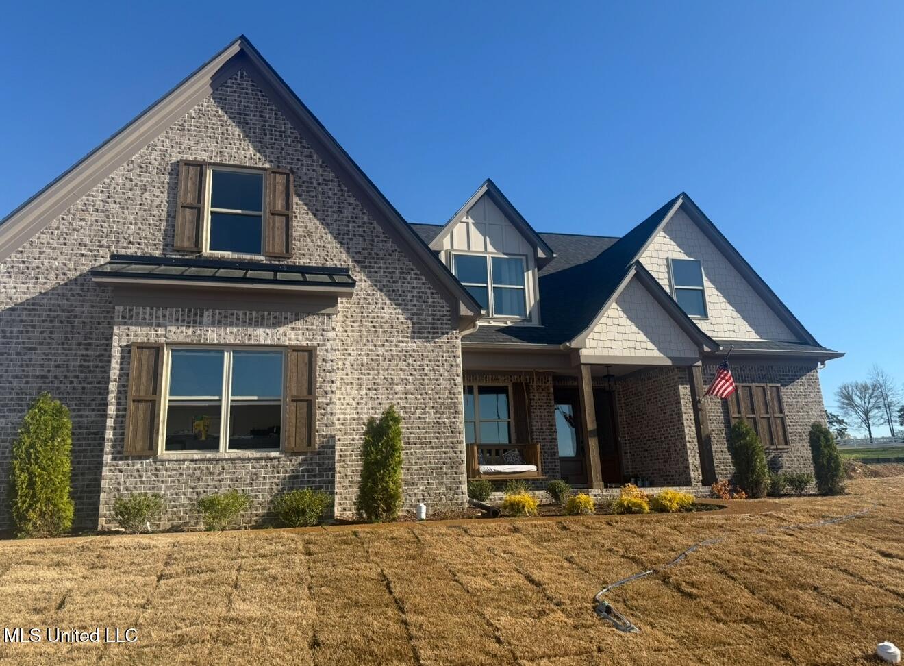 2556 Beauvoir Drive Property Photo 1