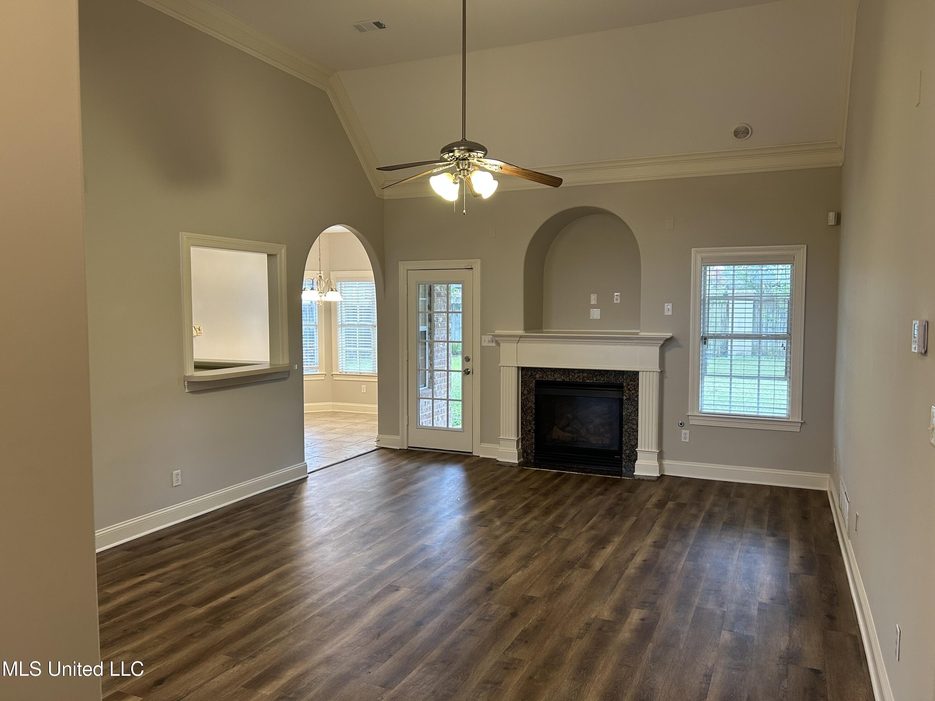 3069 Roseleigh Drive Property Photo 6