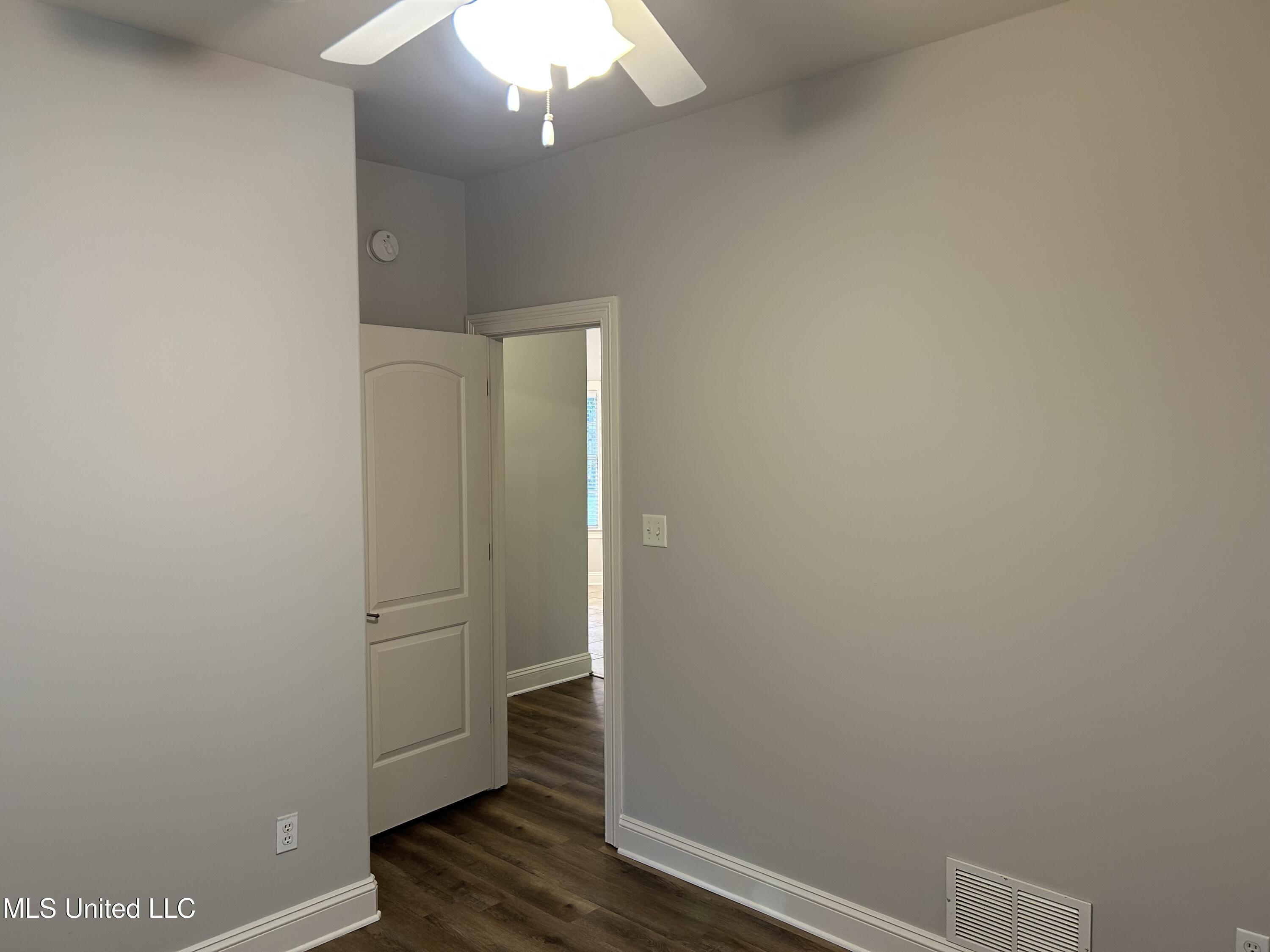 3069 Roseleigh Drive Property Photo 15
