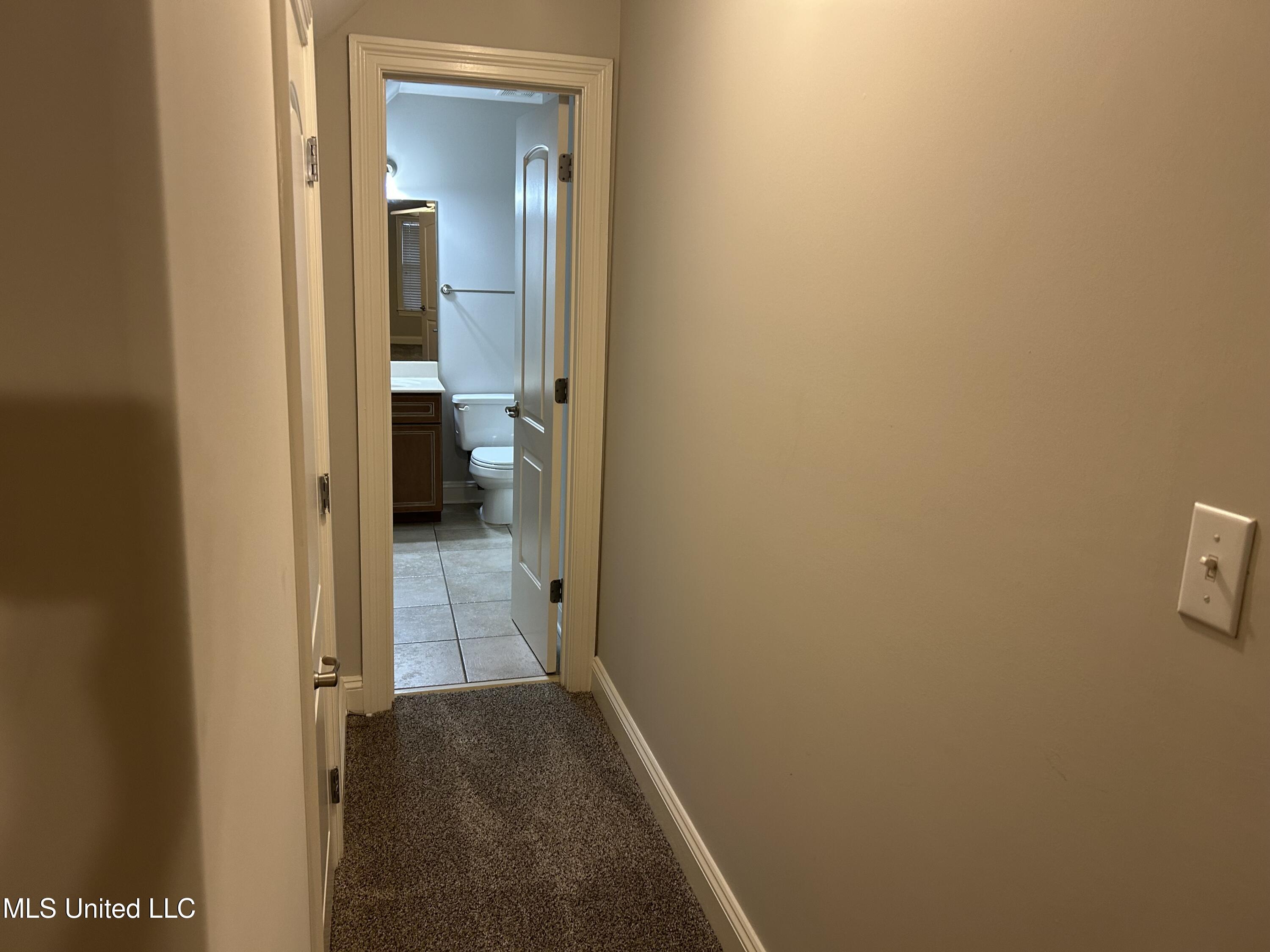 3069 Roseleigh Drive Property Photo 24