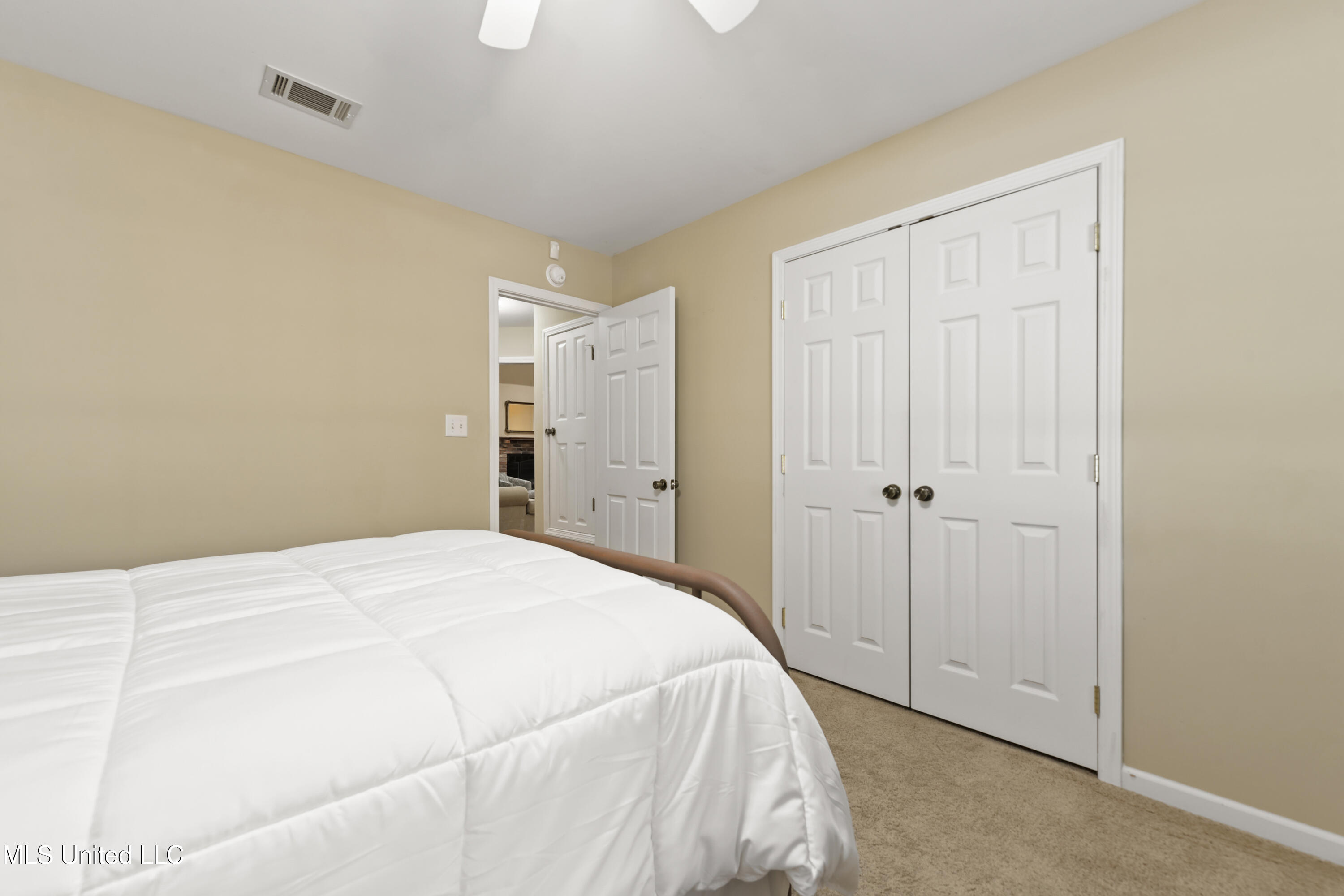 2724 Robert Hiram Drive Property Photo 18