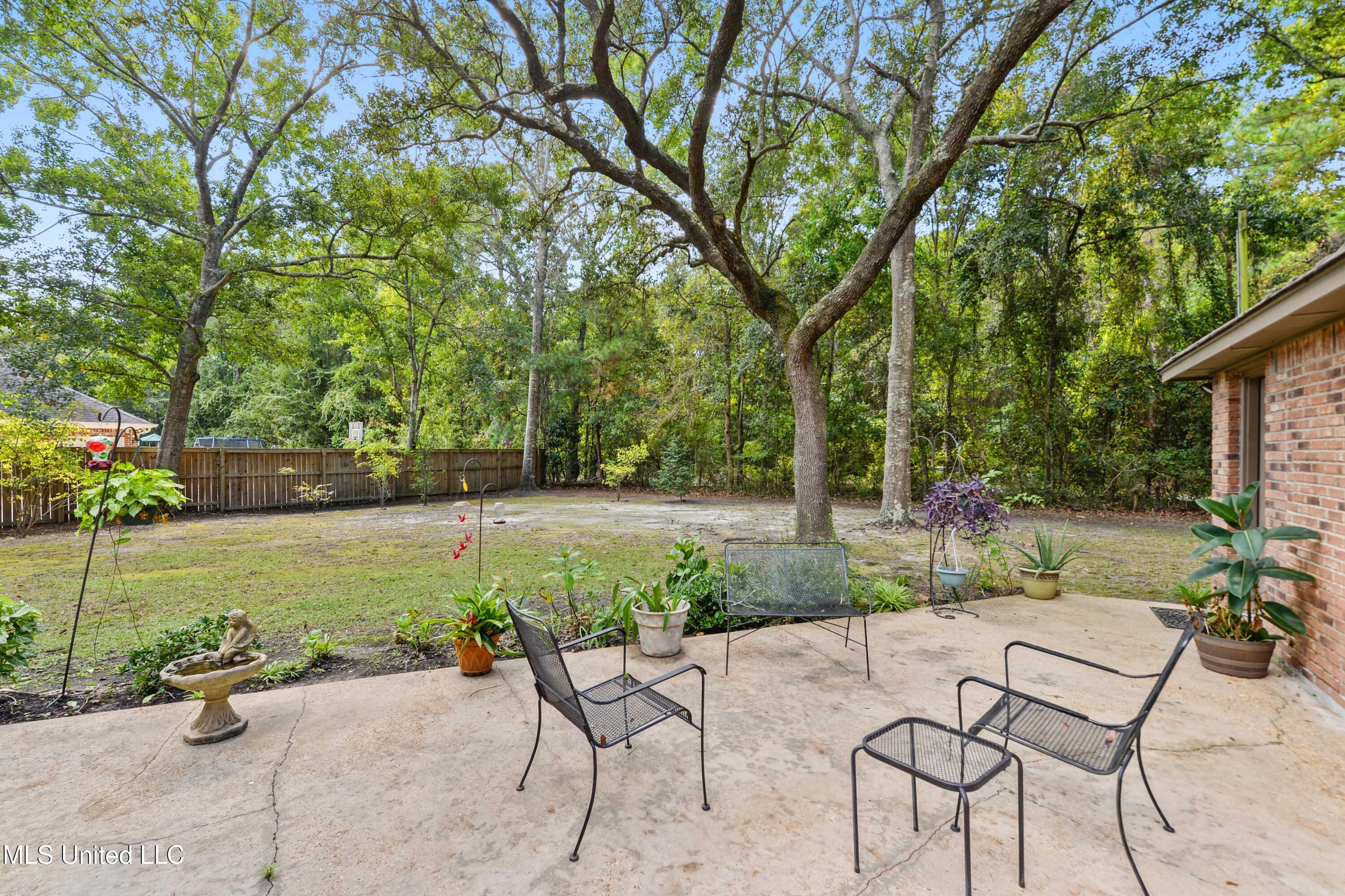 2724 Robert Hiram Drive Property Photo 26