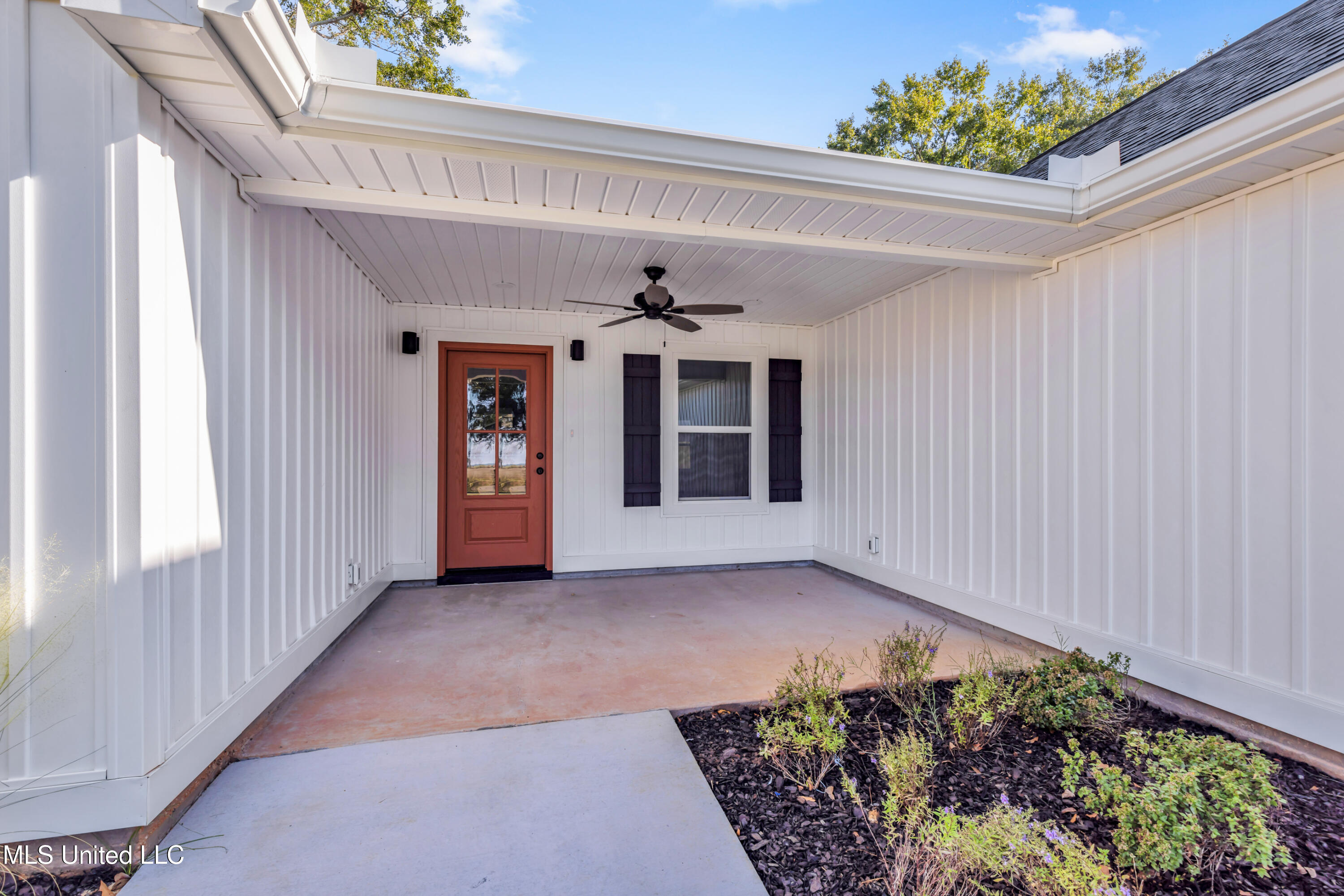 609 Tantallon Drive Property Photo 5