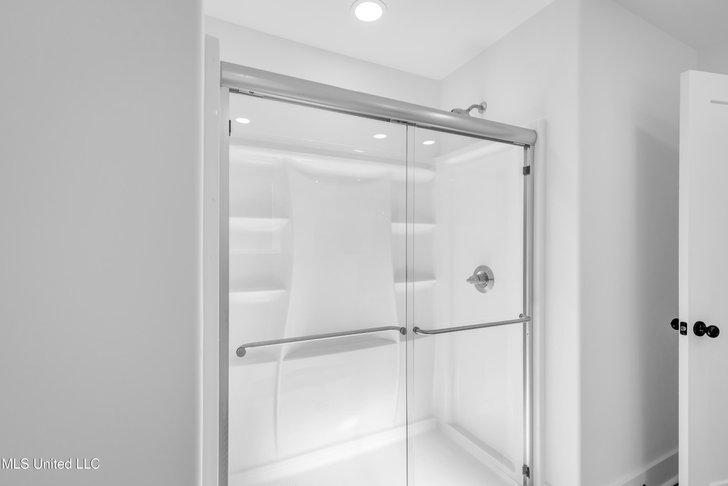 609 Tantallon Drive Property Photo 22