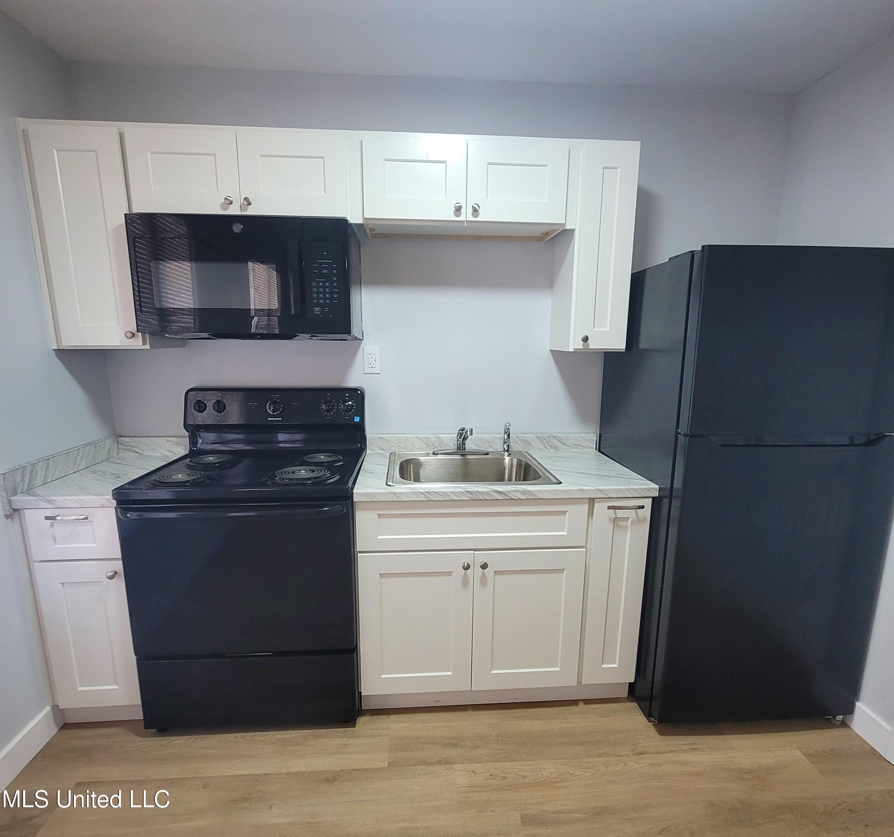 511 32nd Street Property Photo 2
