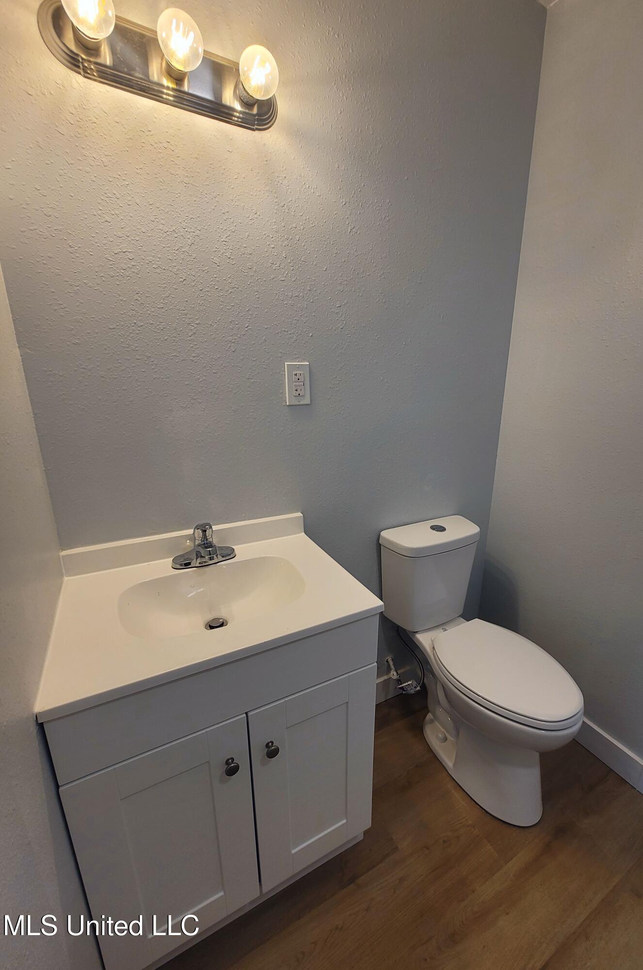 511 32nd Street Property Photo 5