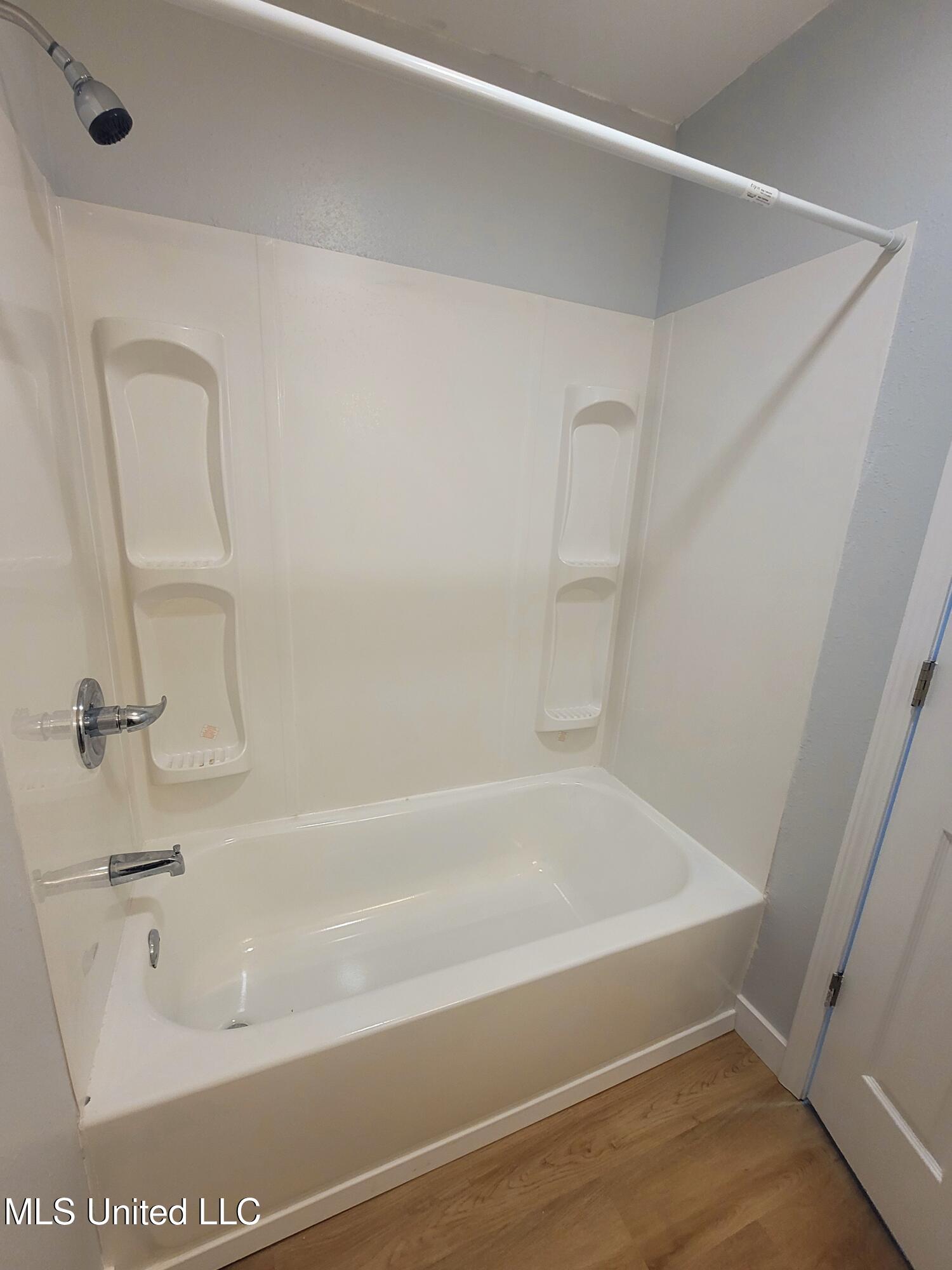 511 32nd Street Property Photo 6