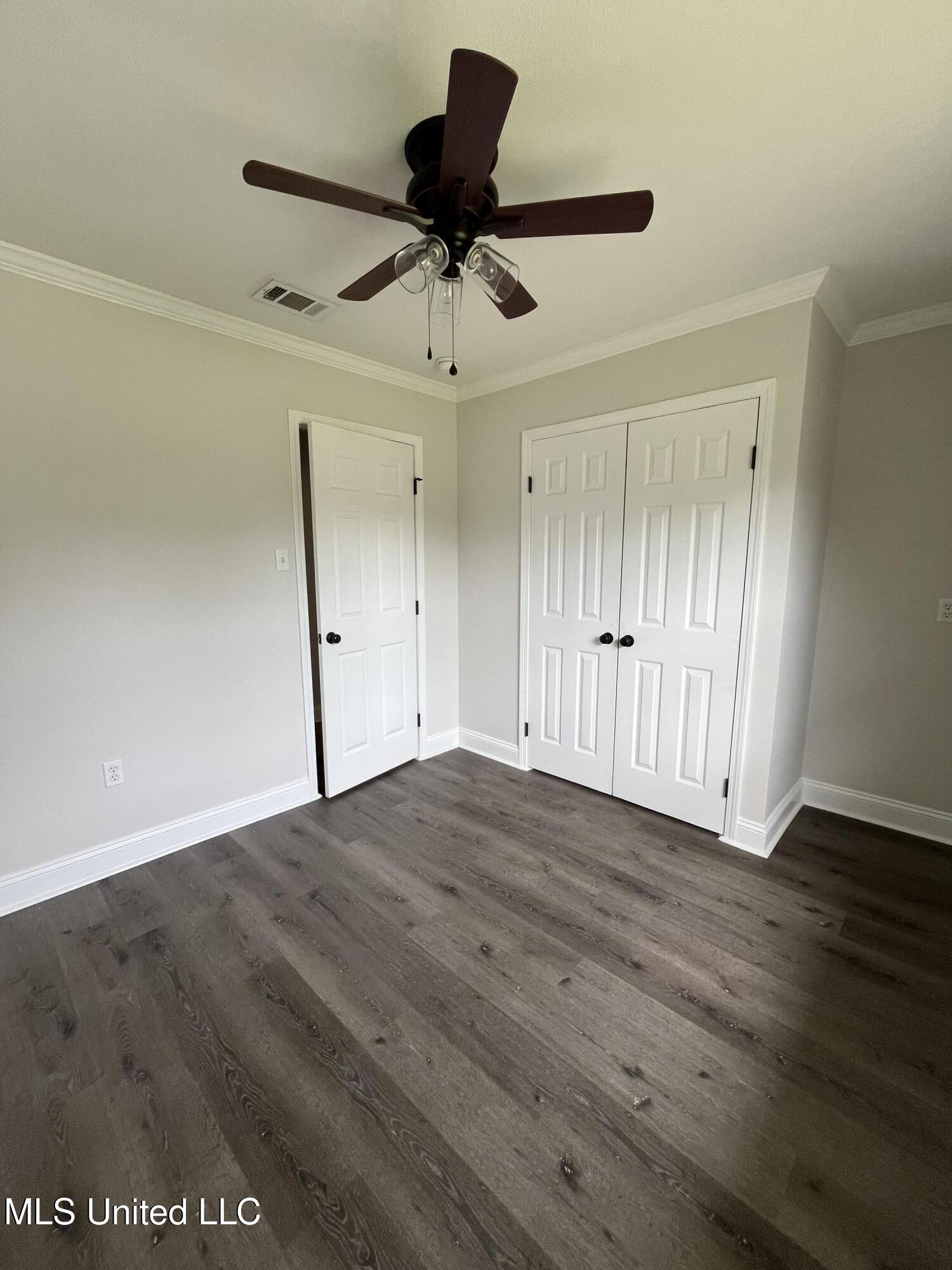 2217 Taylor Boulevard Property Photo 15