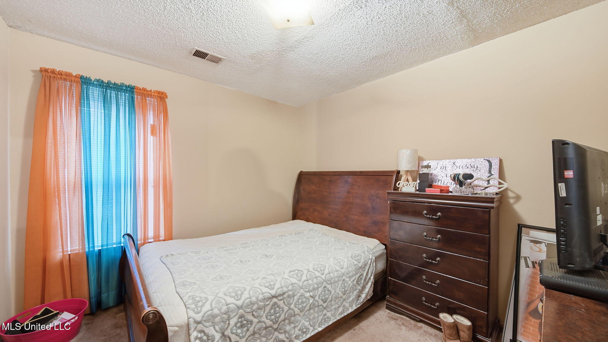 1174 Coldwater Street Property Photo 15