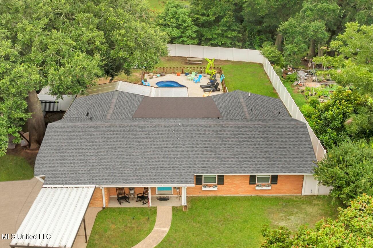 120 Shady Grove Avenue Property Photo 1