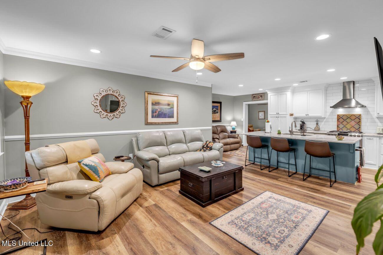 120 Shady Grove Avenue Property Photo 9