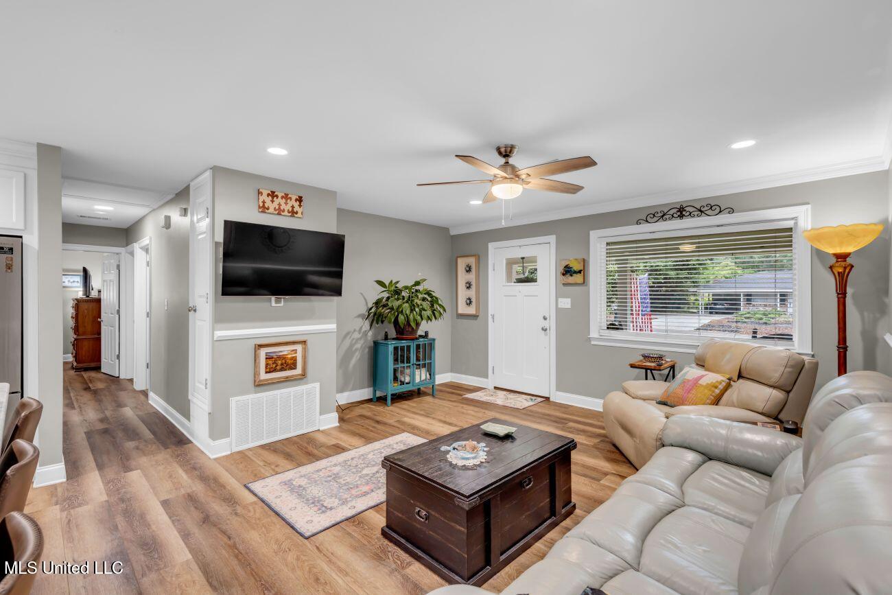 120 Shady Grove Avenue Property Photo 11