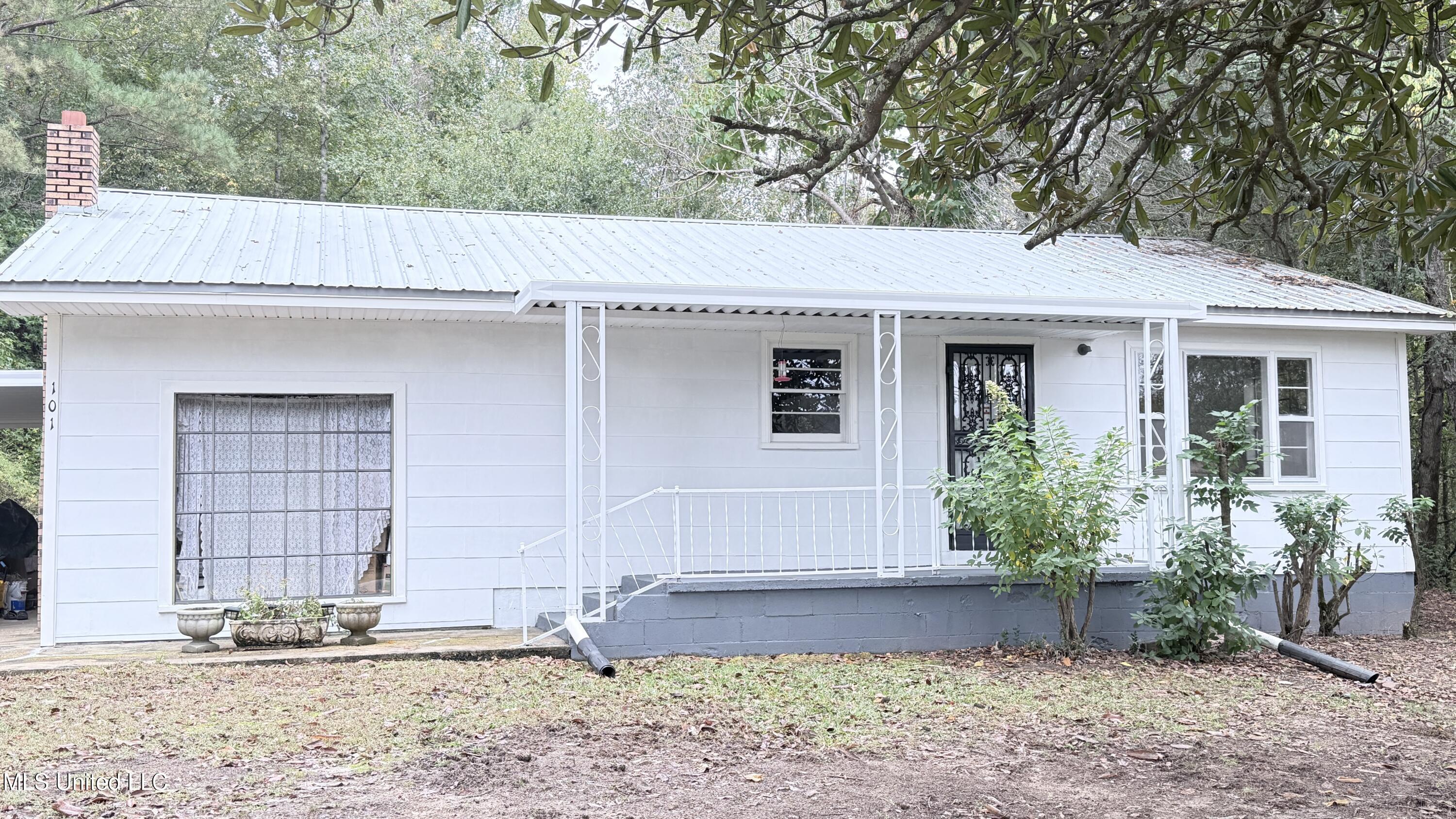 101 Beck Springs Road Property Photo 2