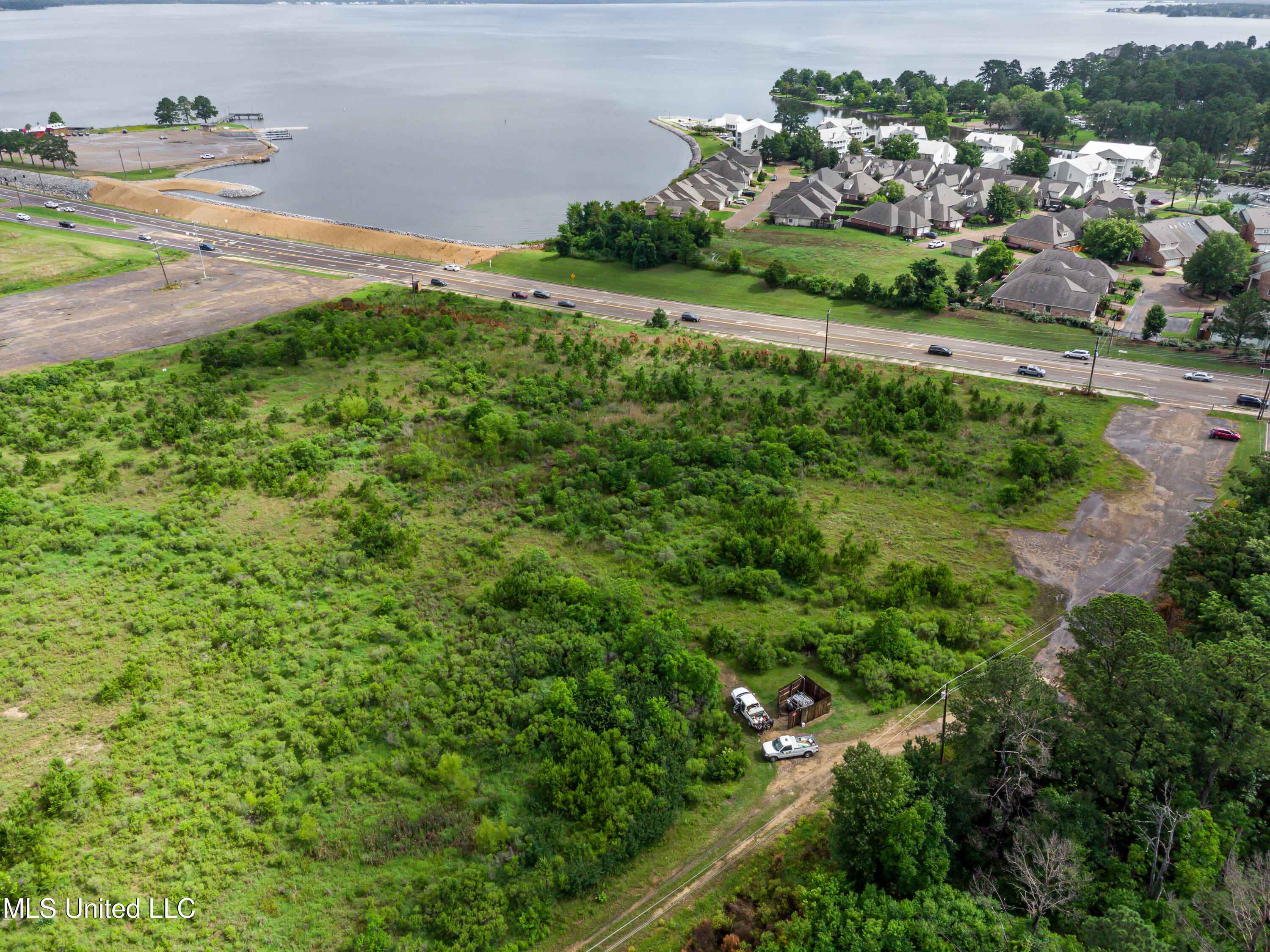 1808 Spillway Road Property Photo 1