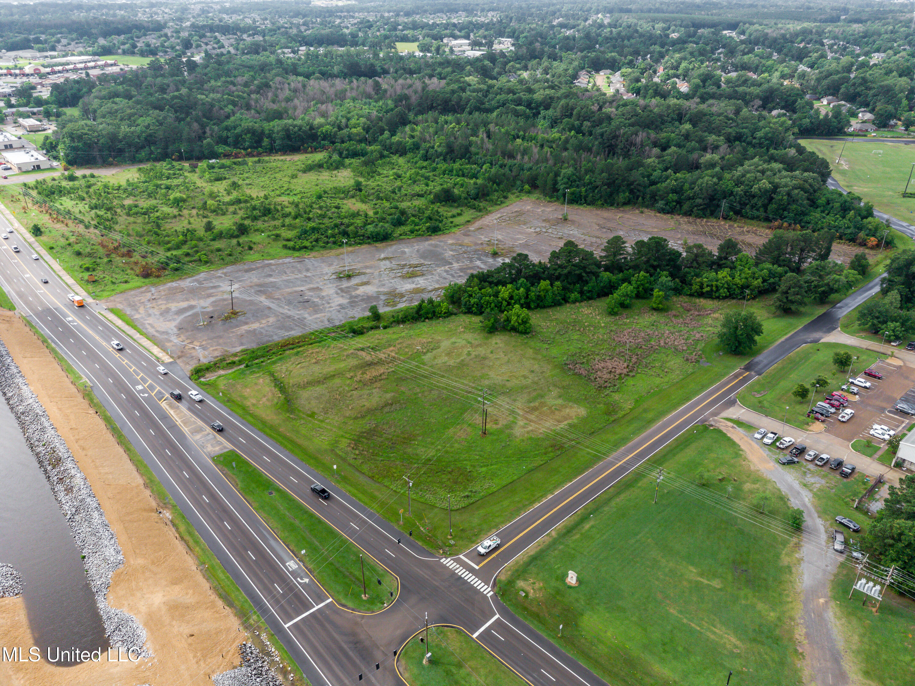 1808 Spillway Road Property Photo 21
