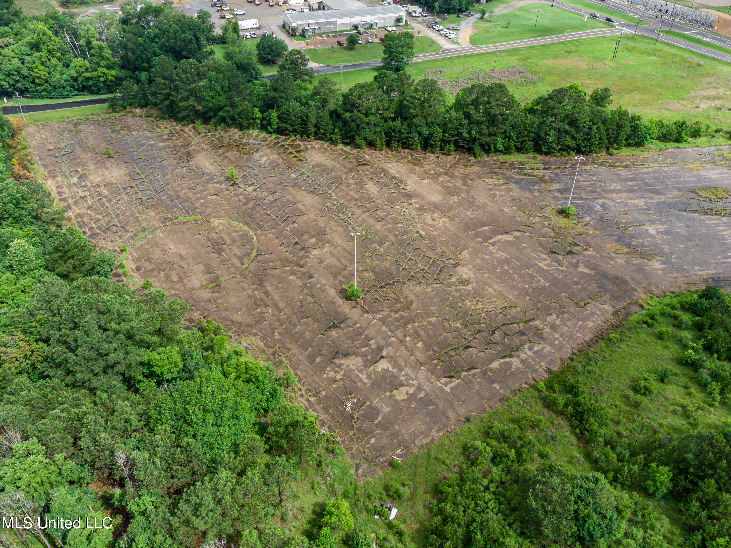 1808 Spillway Road Property Photo 34