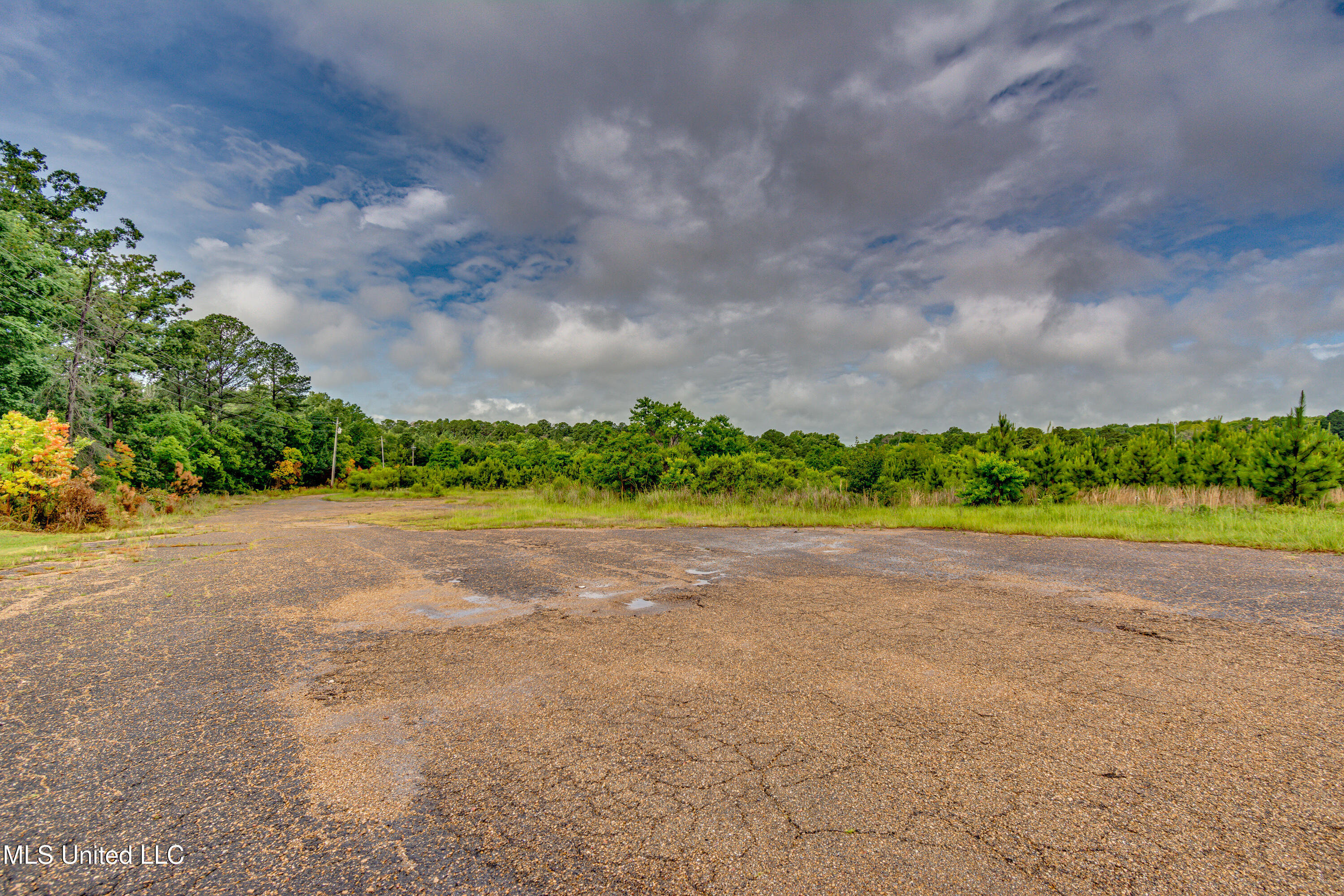 1808 Spillway Road Property Photo 39