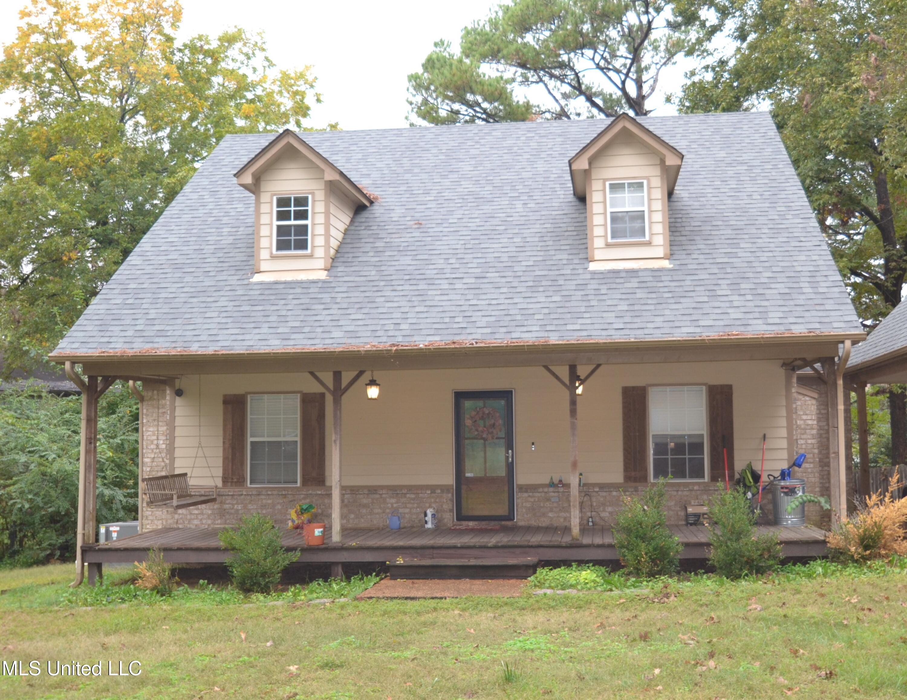 7523 Dogwood Lane Property Photo 1