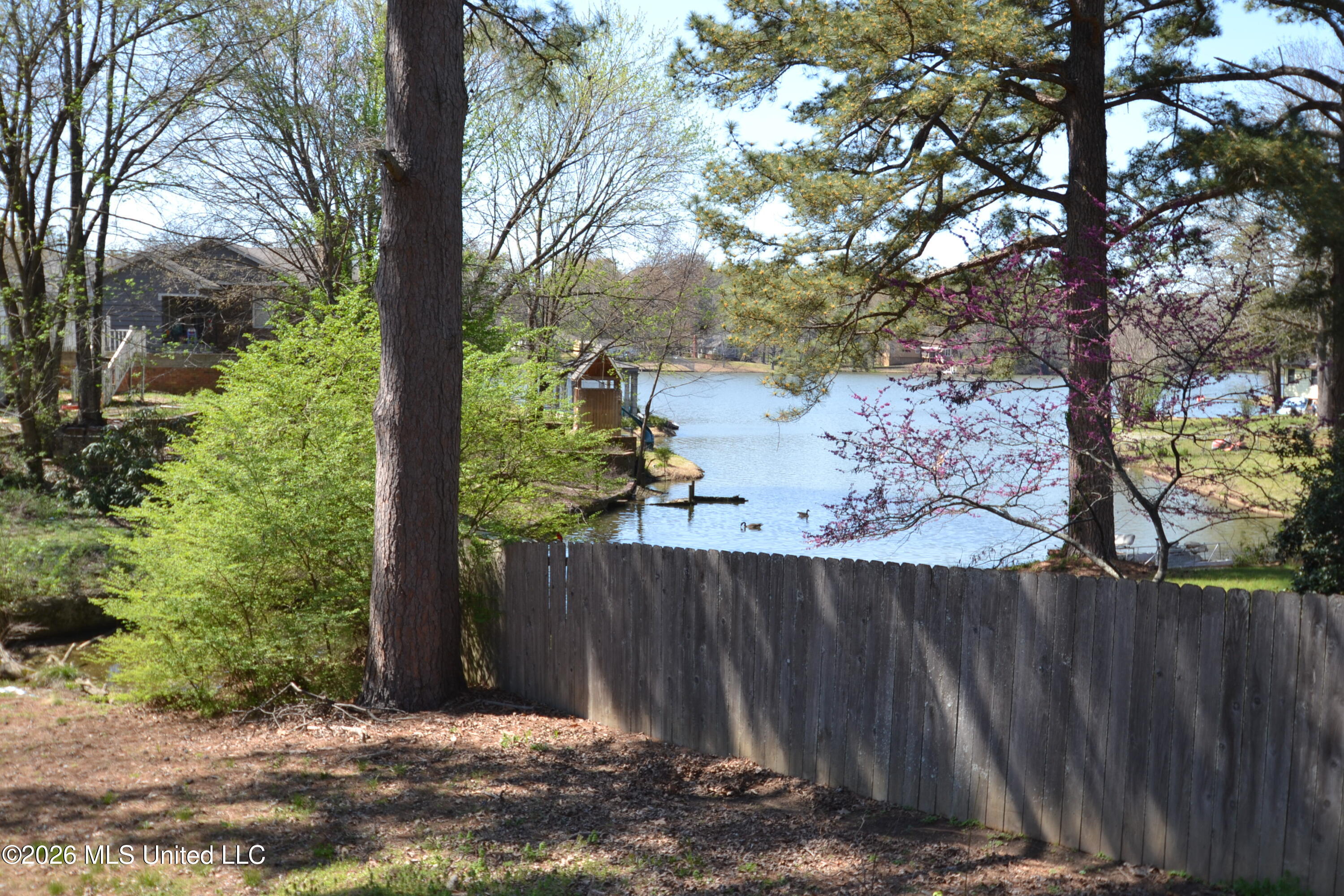 7523 Dogwood Lane Property Photo 2