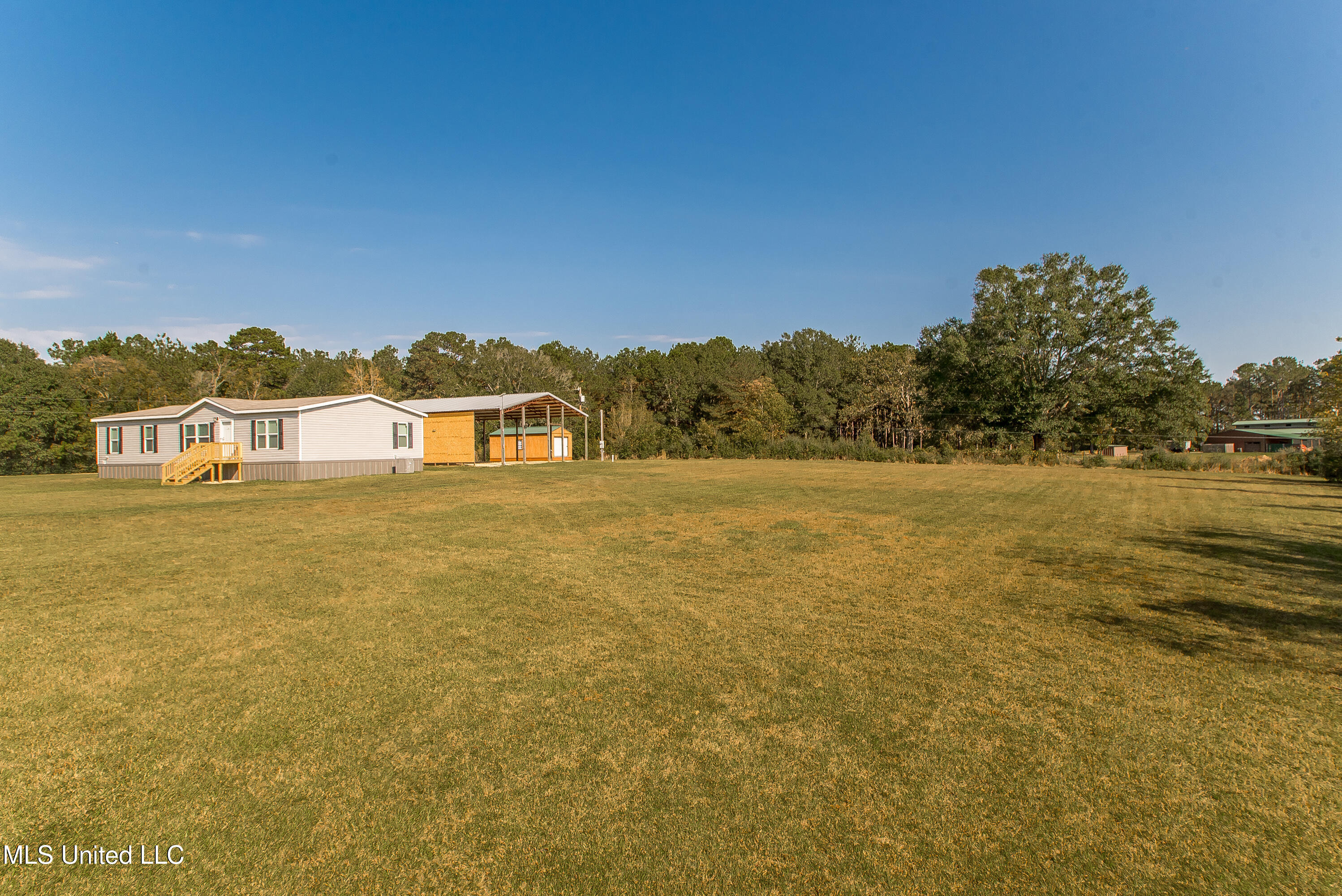 24 Tom Warner Road Property Photo 1
