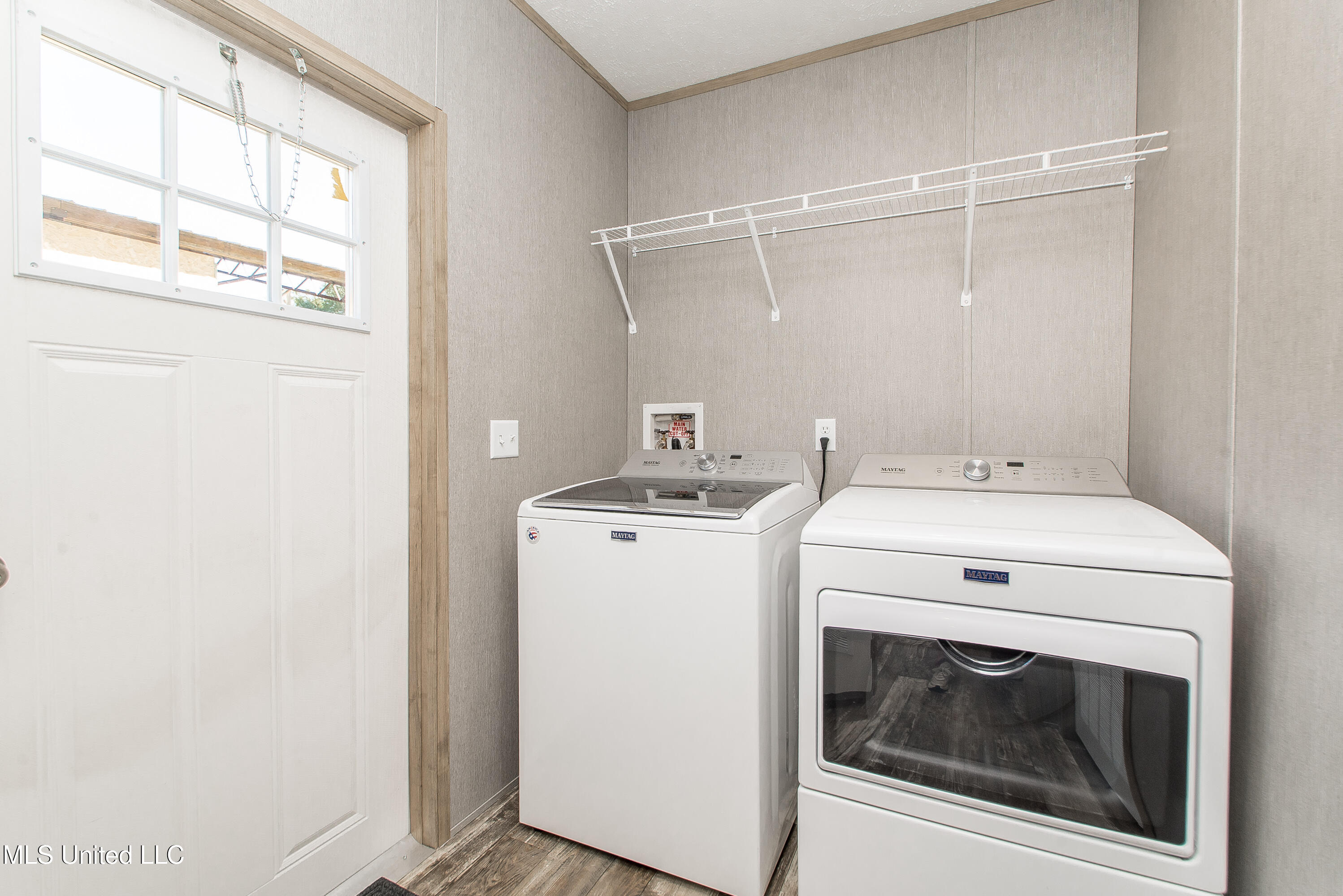 24 Tom Warner Road Property Photo 21