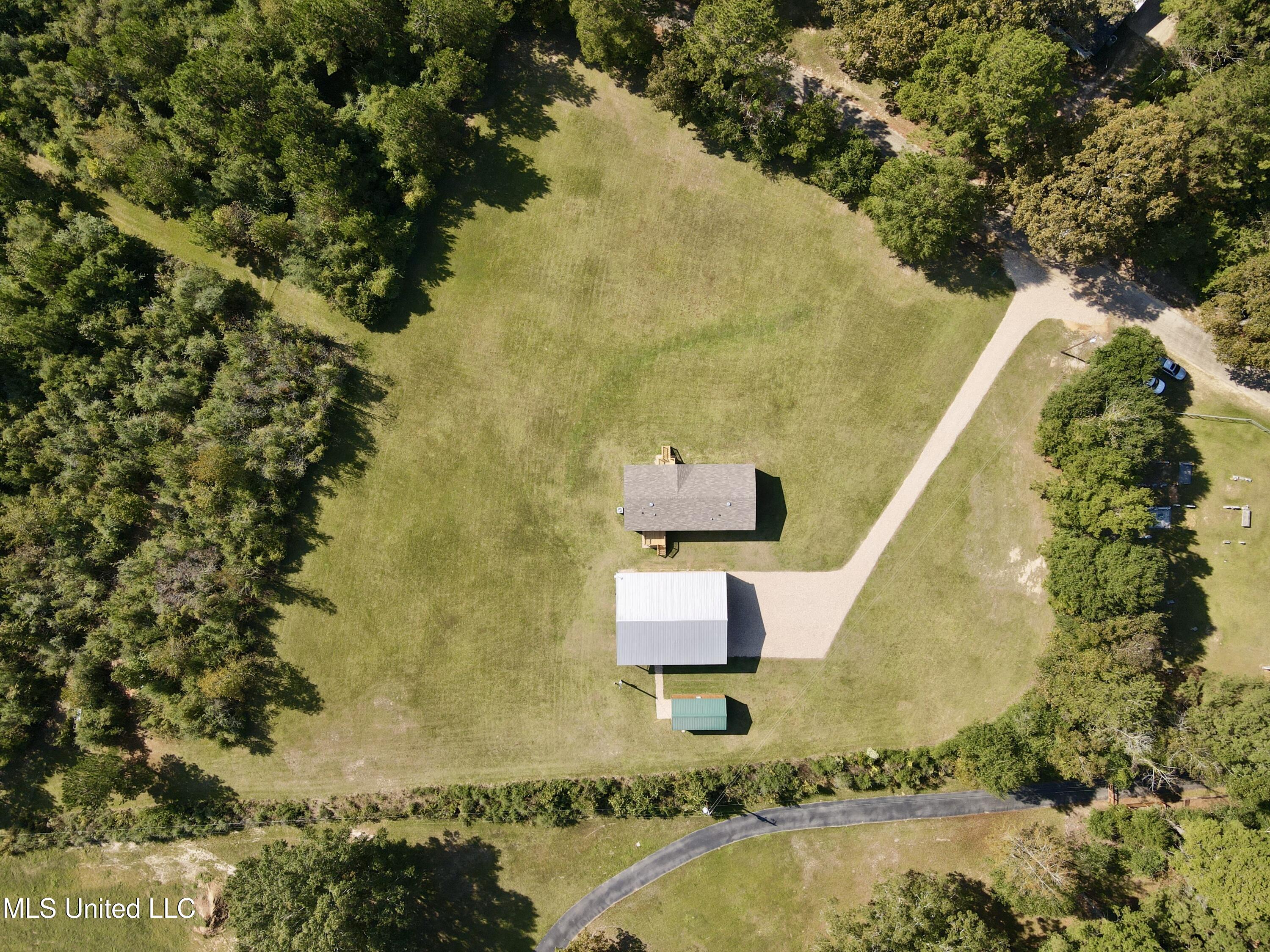 24 Tom Warner Road Property Photo 32