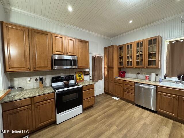 518 W Oak Street Property Photo 5
