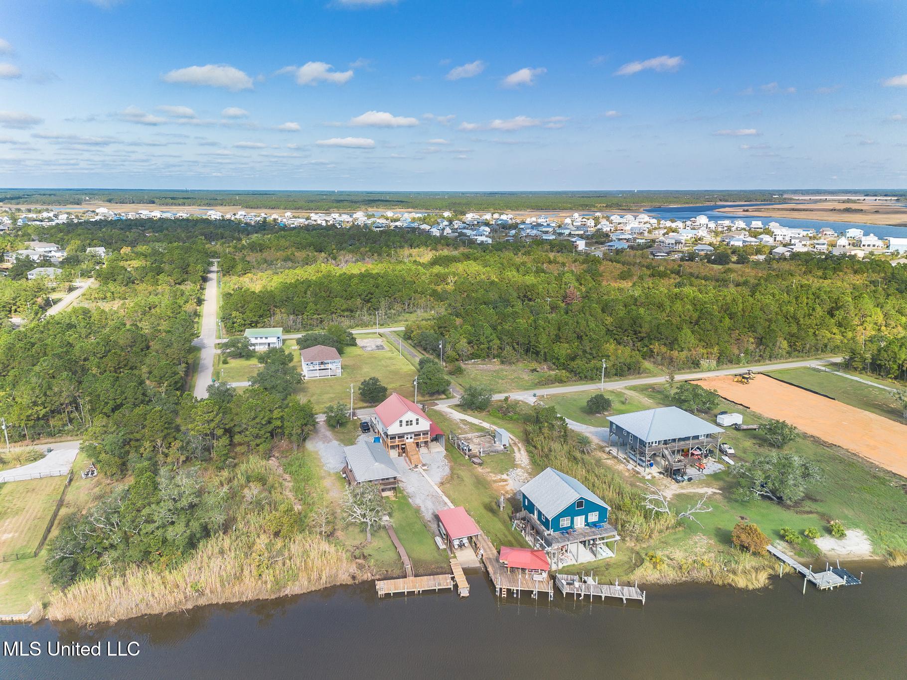 11156 E Bayou View Drive Property Photo 5