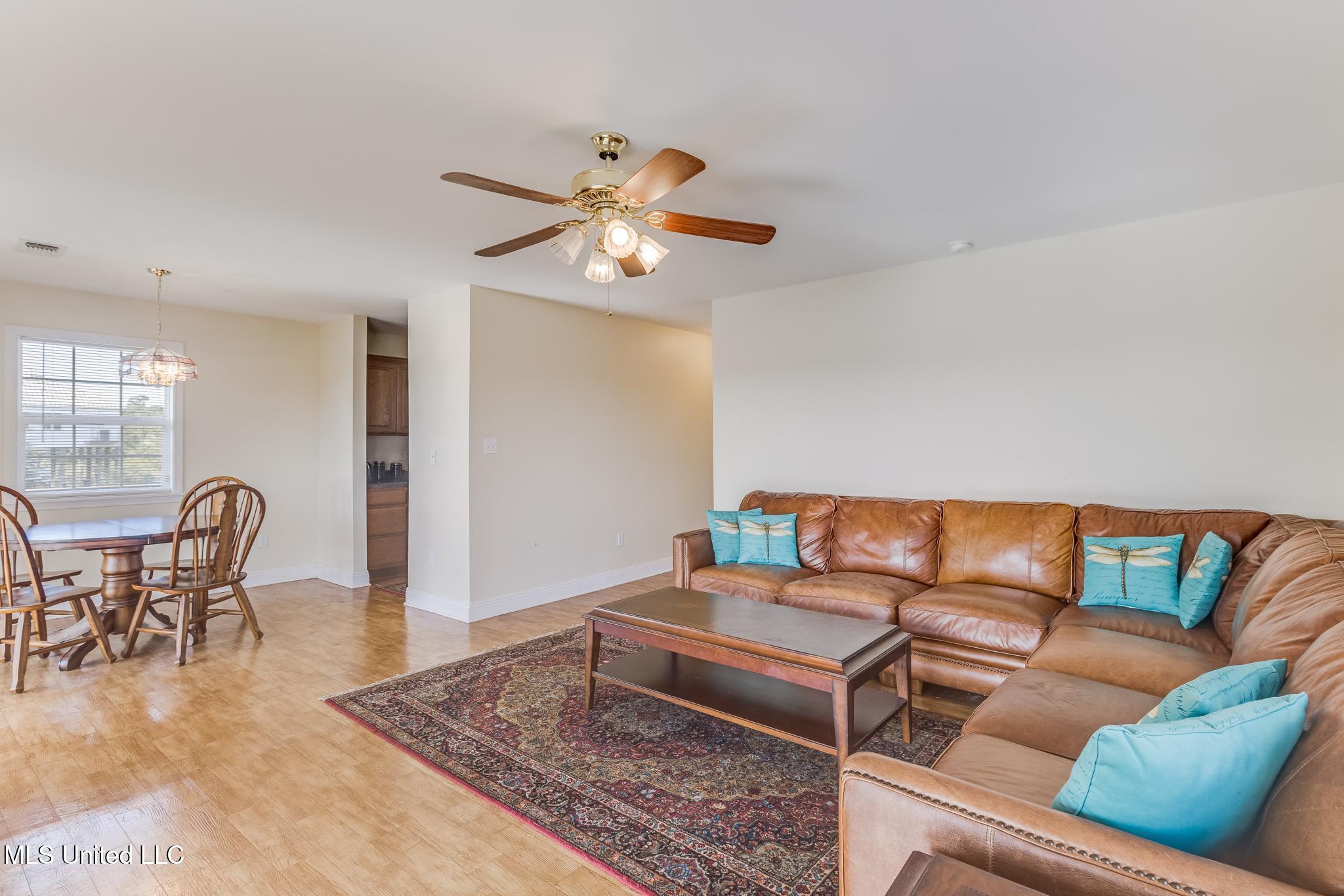 11156 E Bayou View Drive Property Photo 7