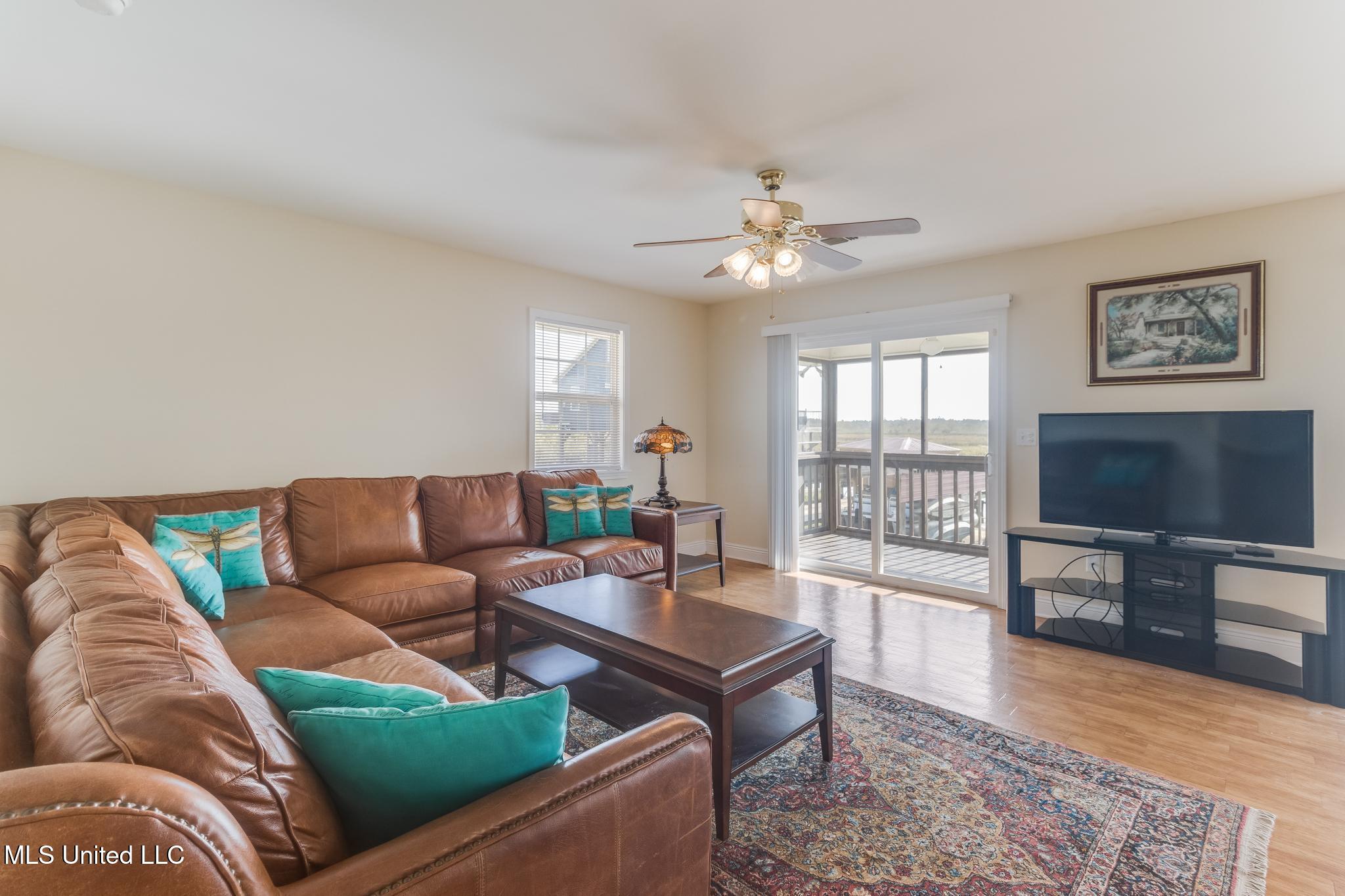 11156 E Bayou View Drive Property Photo 8