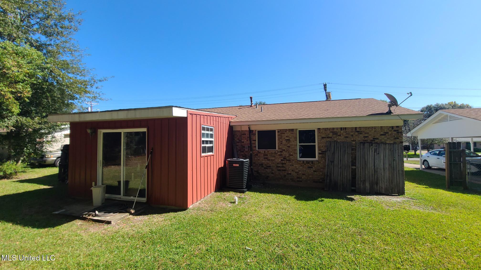 511 Octave Street Property Photo 6