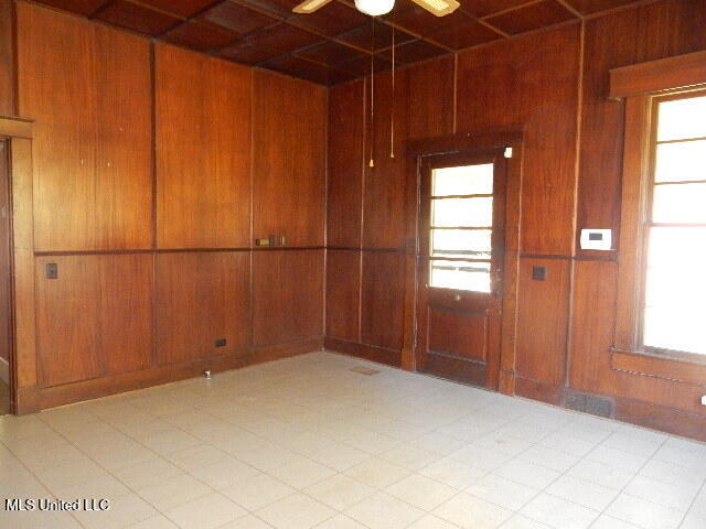 203 Scott Street Property Photo 12