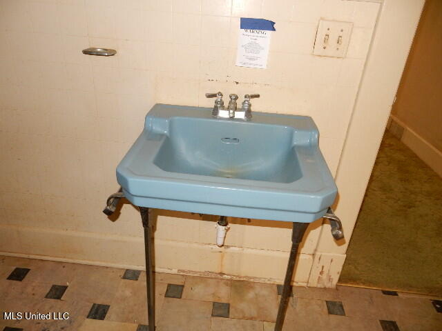 203 Scott Street Property Photo 26