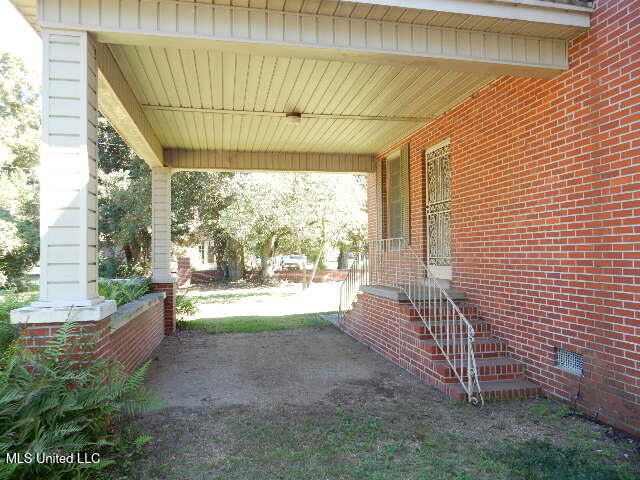 203 Scott Street Property Photo 45