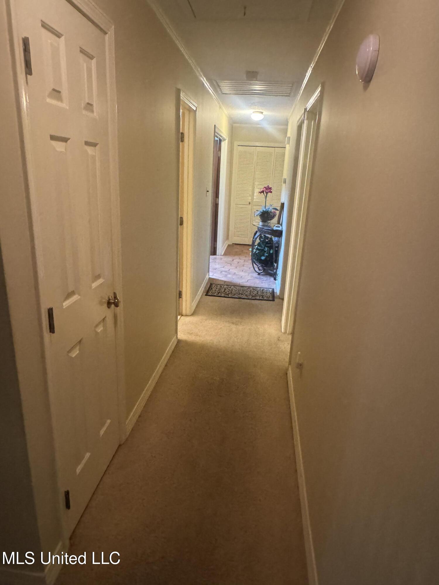 5216 Meadow Oaks Park Drive Property Photo 11
