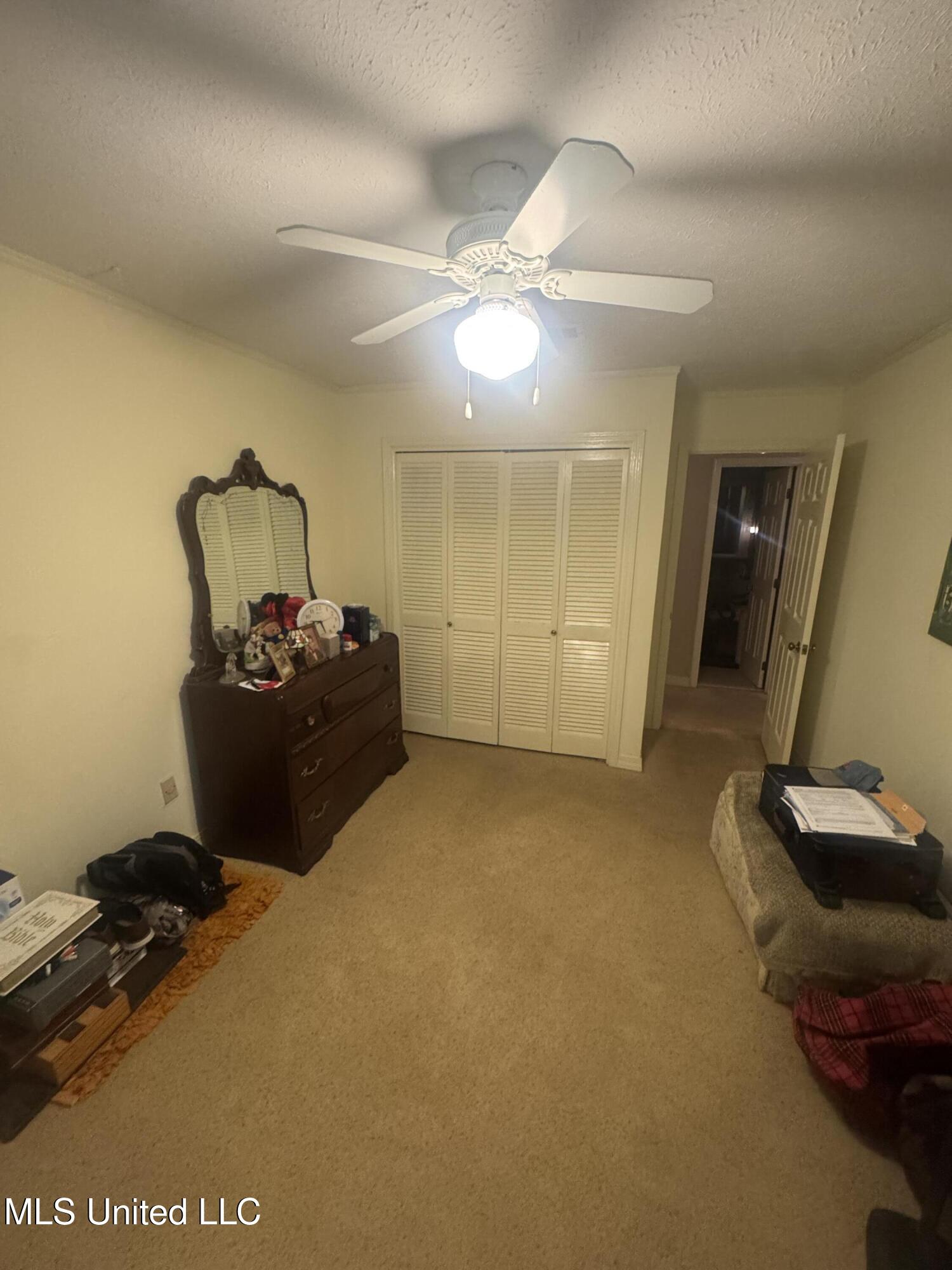 5216 Meadow Oaks Park Drive Property Photo 18
