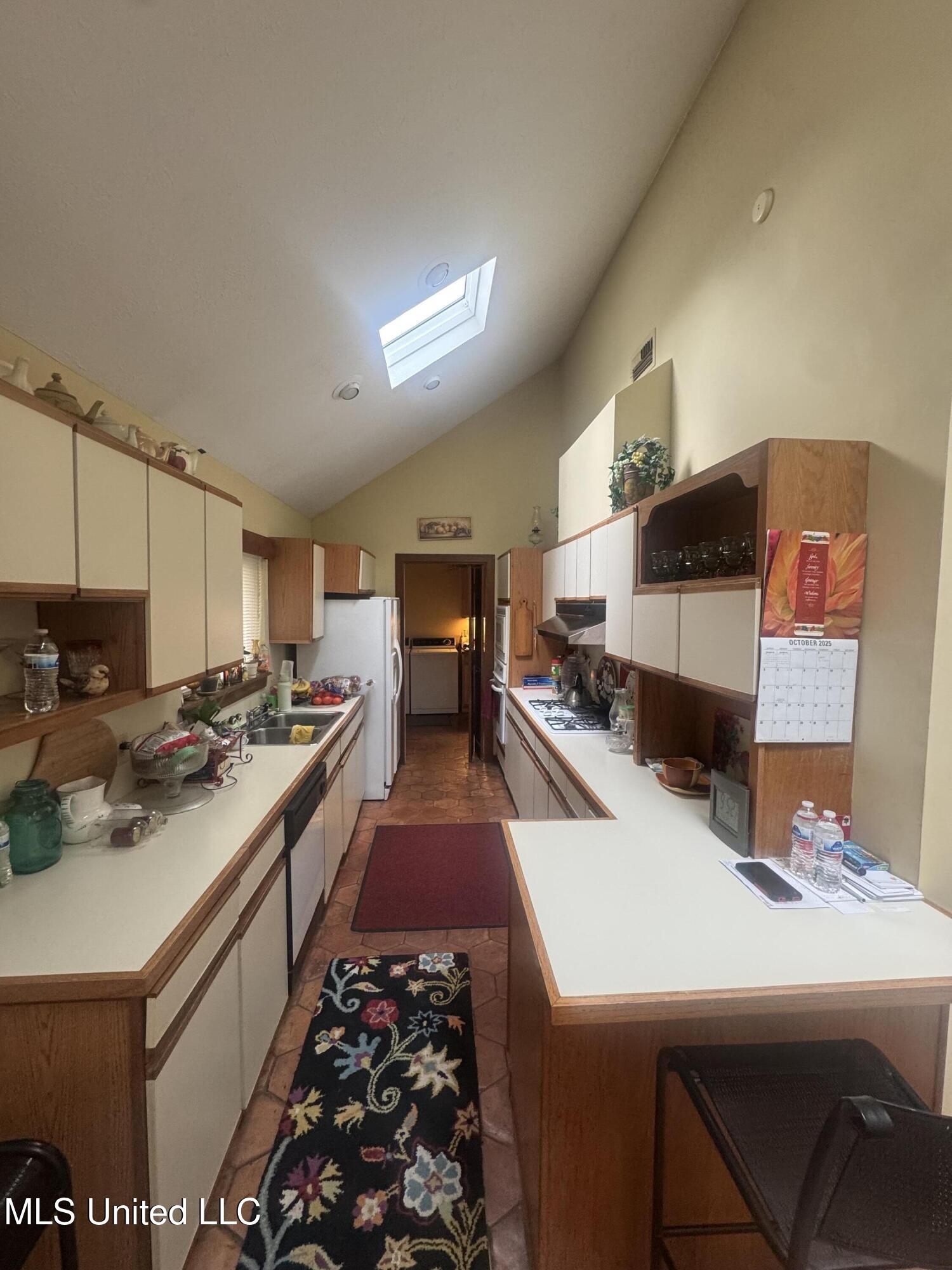 5216 Meadow Oaks Park Drive Property Photo 24