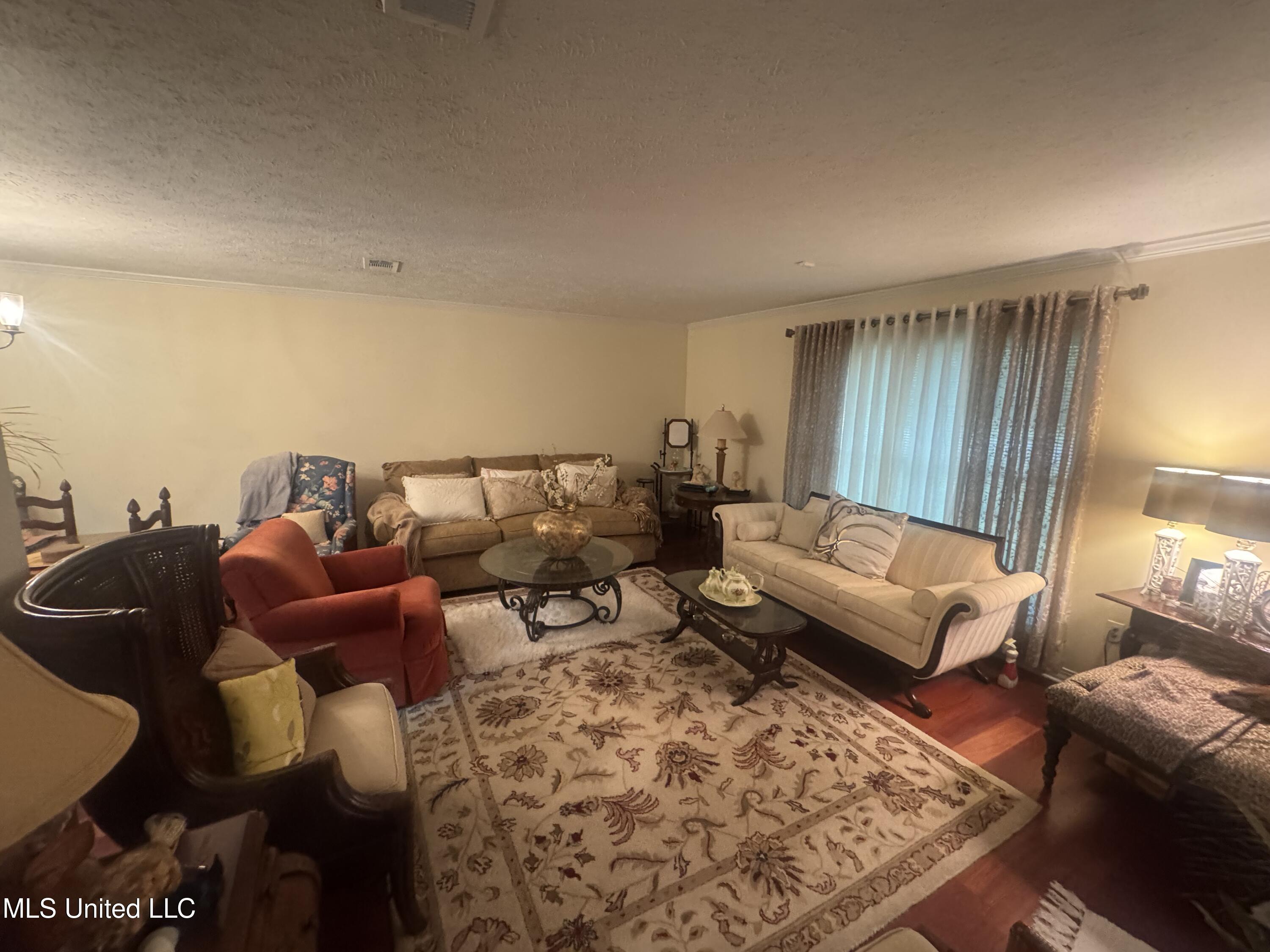 5216 Meadow Oaks Park Drive Property Photo 29