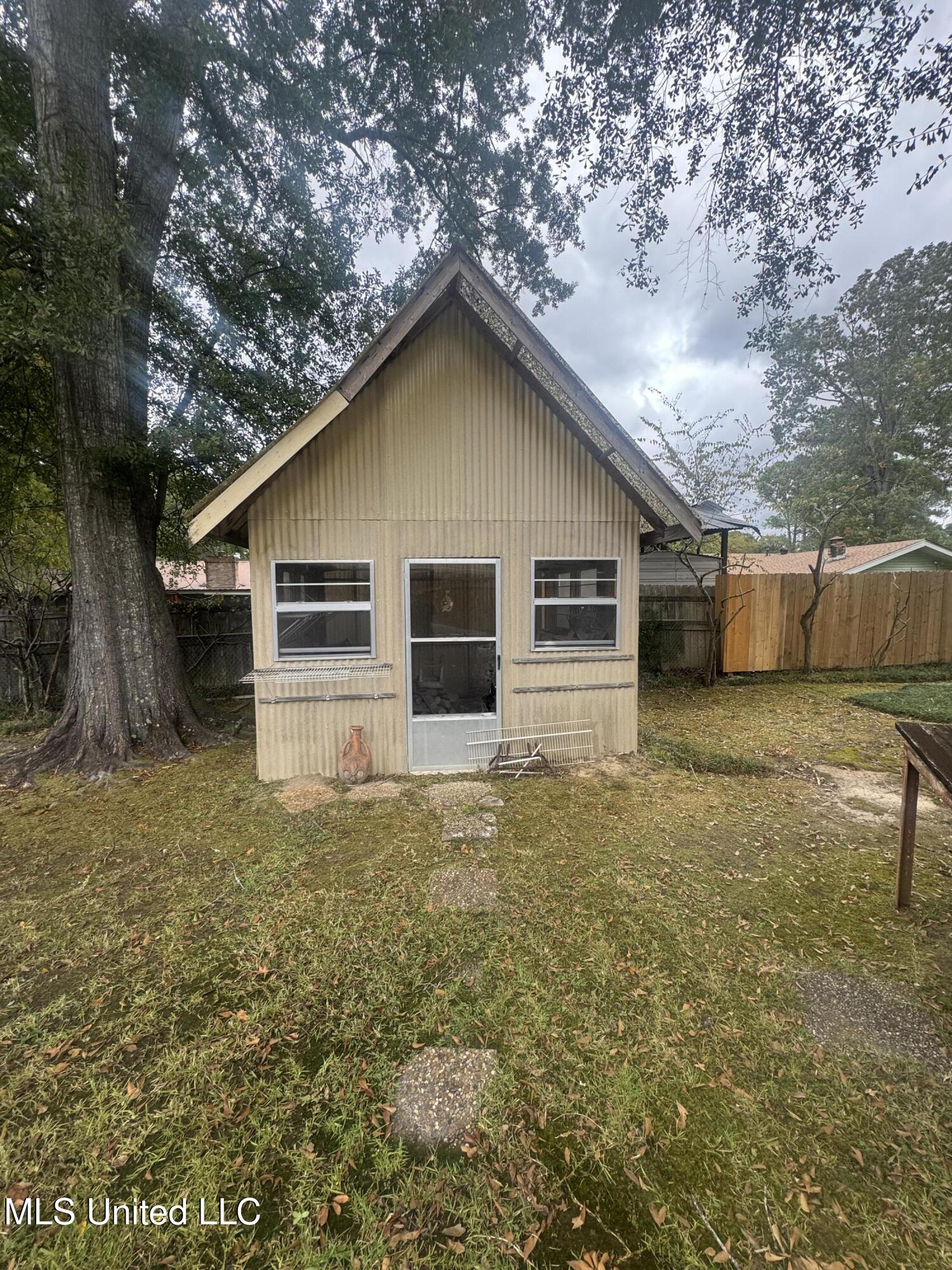5216 Meadow Oaks Park Drive Property Photo 34