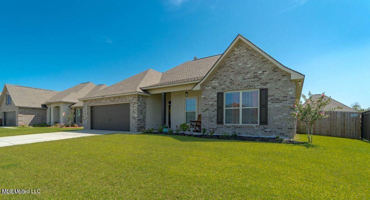 13349 Marys Way Property Photo 3