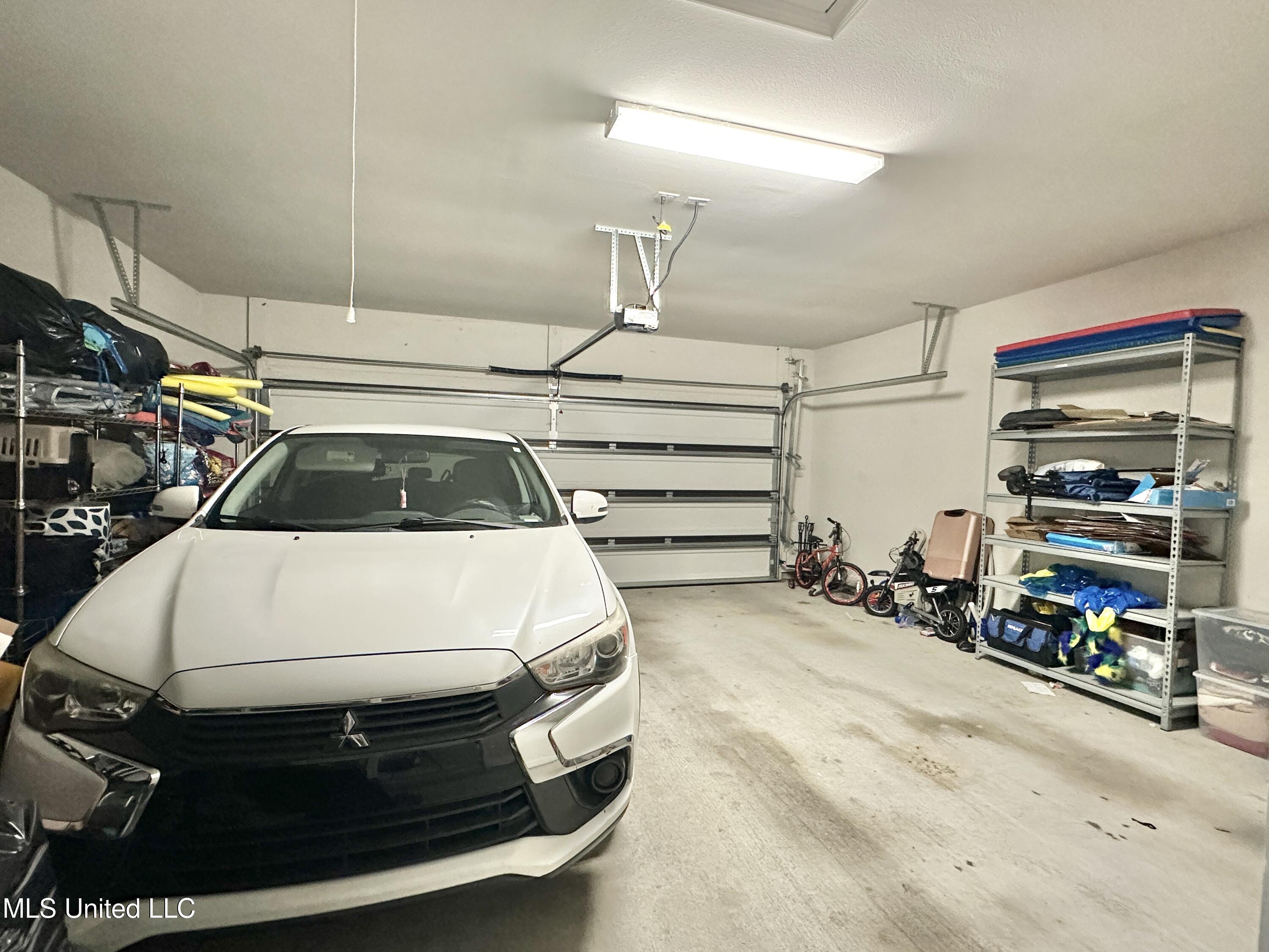 13349 Marys Way Property Photo 8